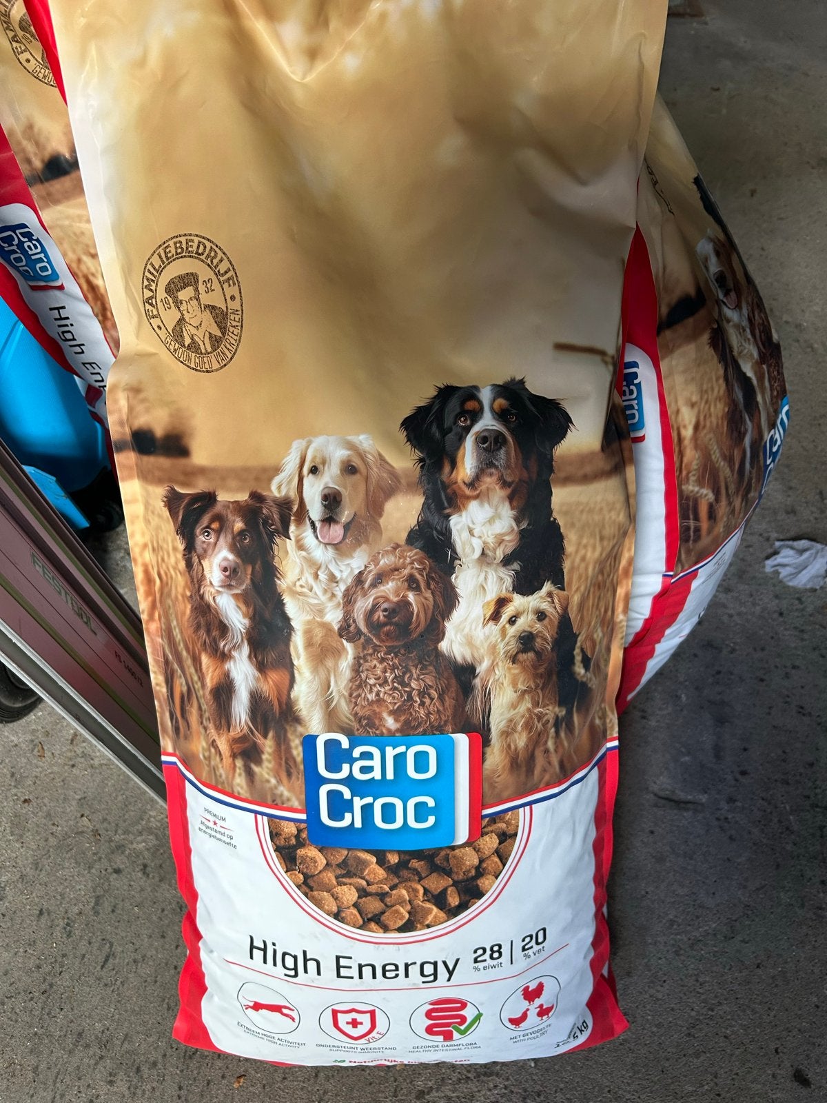 Hondenvoer, Dieren en Toebehoren, Ophalen, Hond