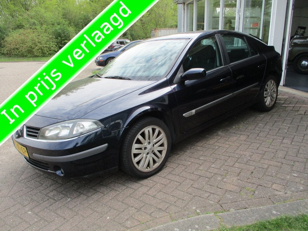 Renault Laguna 1.6-16V Business Keurige Auto! Km stand Nap!, Auto's, Renault, Voorwielaandrijving, Laguna, Stof, Gebruikt