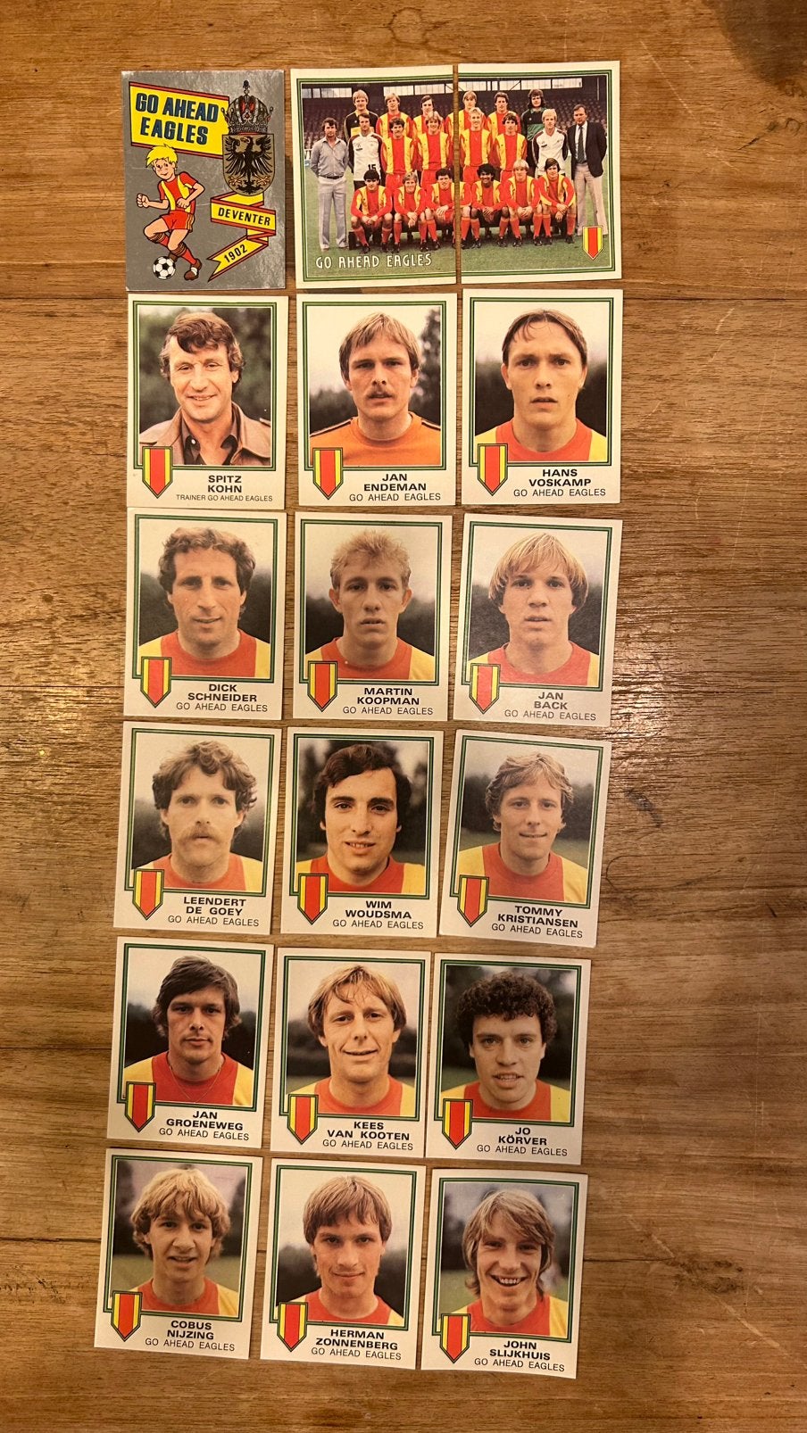 Panini Voetbal 81 plaatjes Go Ahead Eagles compleet 18x, Ophalen of Verzenden, Zo goed als nieuw, Meerdere plaatjes