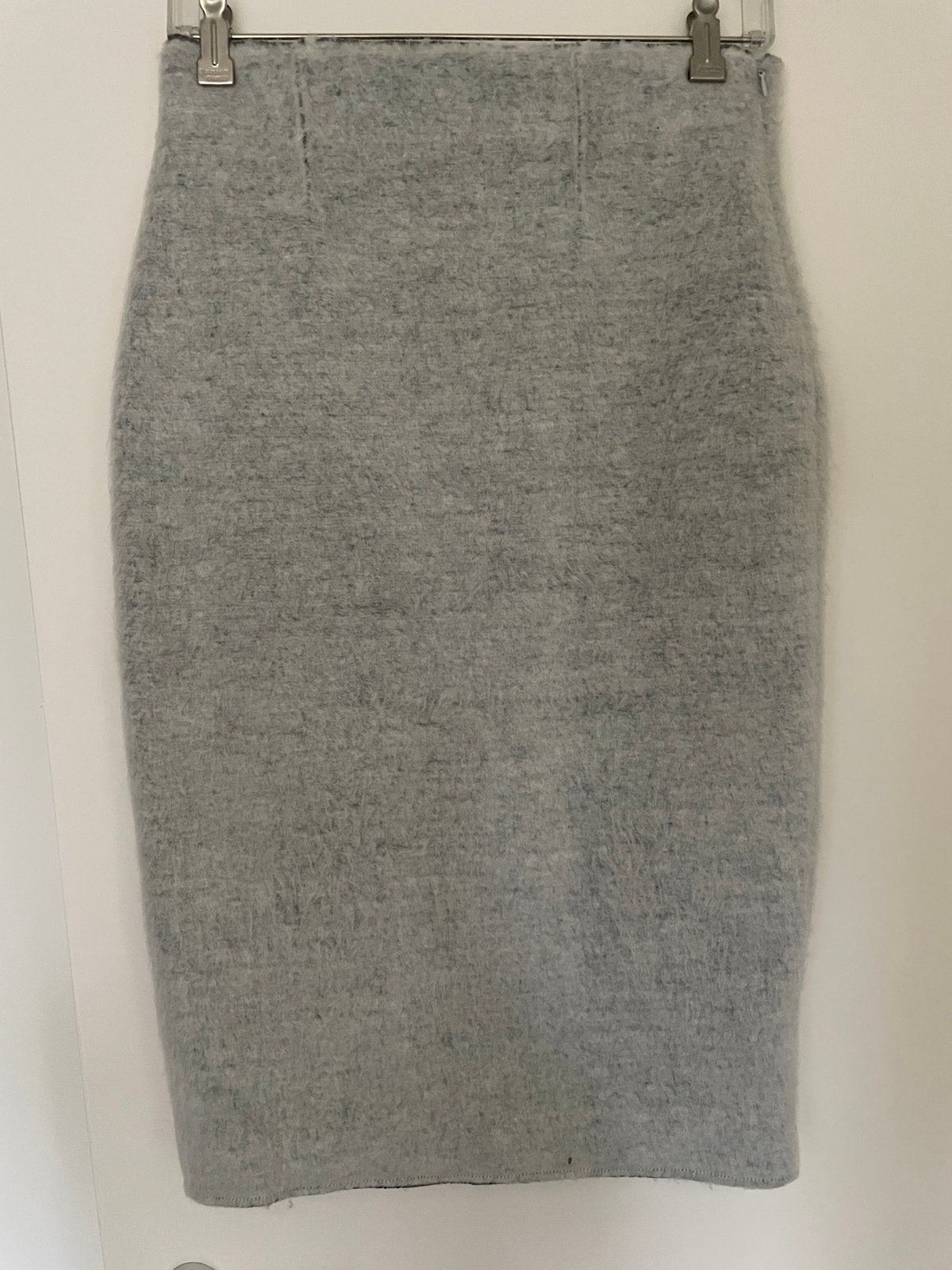 Mooie zachte lichtgrijs/ witte rok van zara maat m, Maat 38/40 (M), Ophalen of Verzenden, Zo goed als nieuw, Grijs