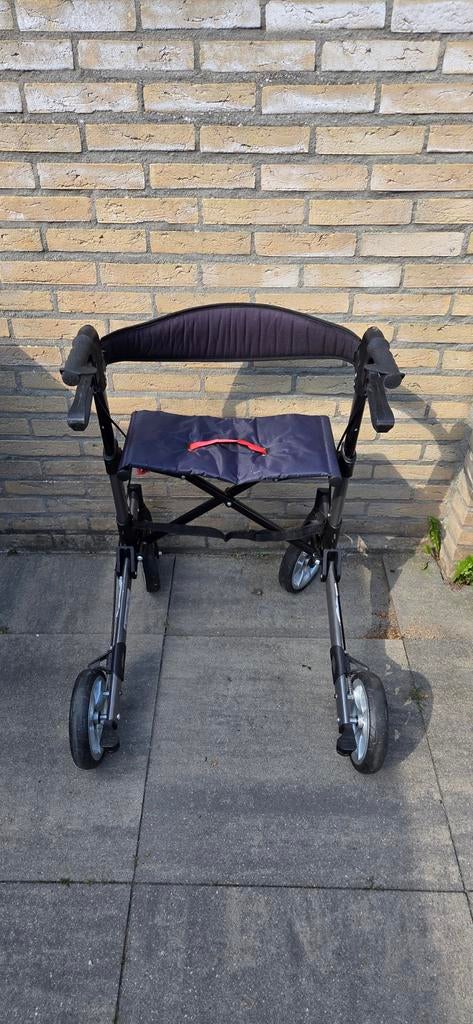 Vermeiren Quava Rollator – Opvouwbaar en Lichtgewicht, Ophalen, Opvouwbaar, Gebruikt