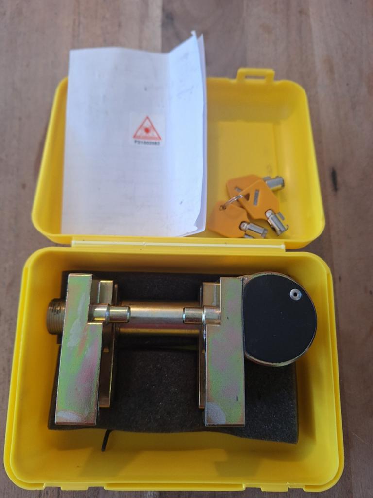 Stevig disselslot Ready KS26, Ophalen
