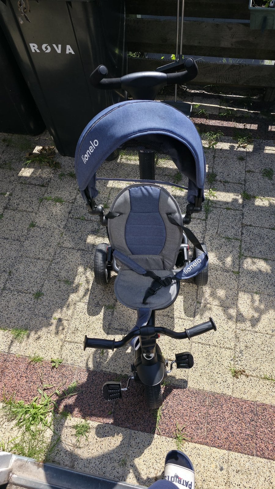Lionelo Haari Driewielfiets – Zo goed als nieuw, Fietsen en Brommers, Fietsen | Driewielers, Ophalen, Zo goed als nieuw, Duwstang