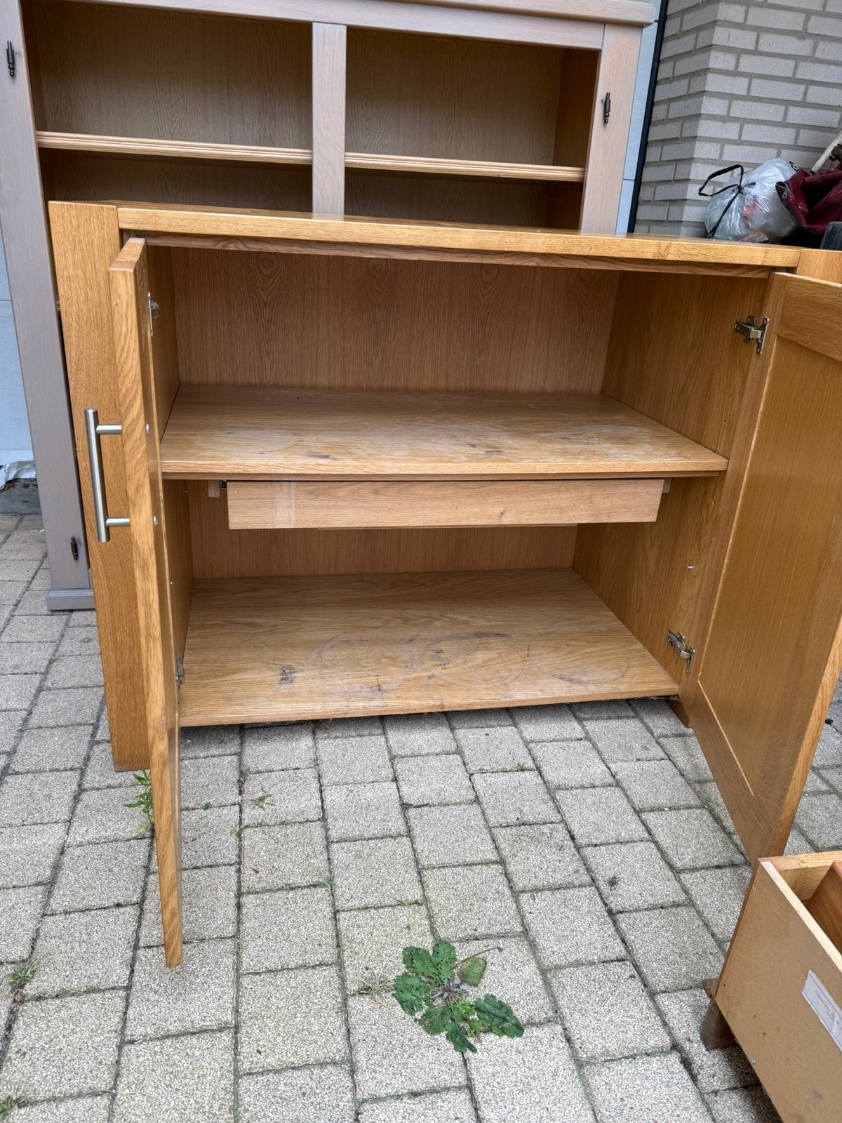 Kast eiken 124x63,5x95 cm (lxbxh), Ophalen
