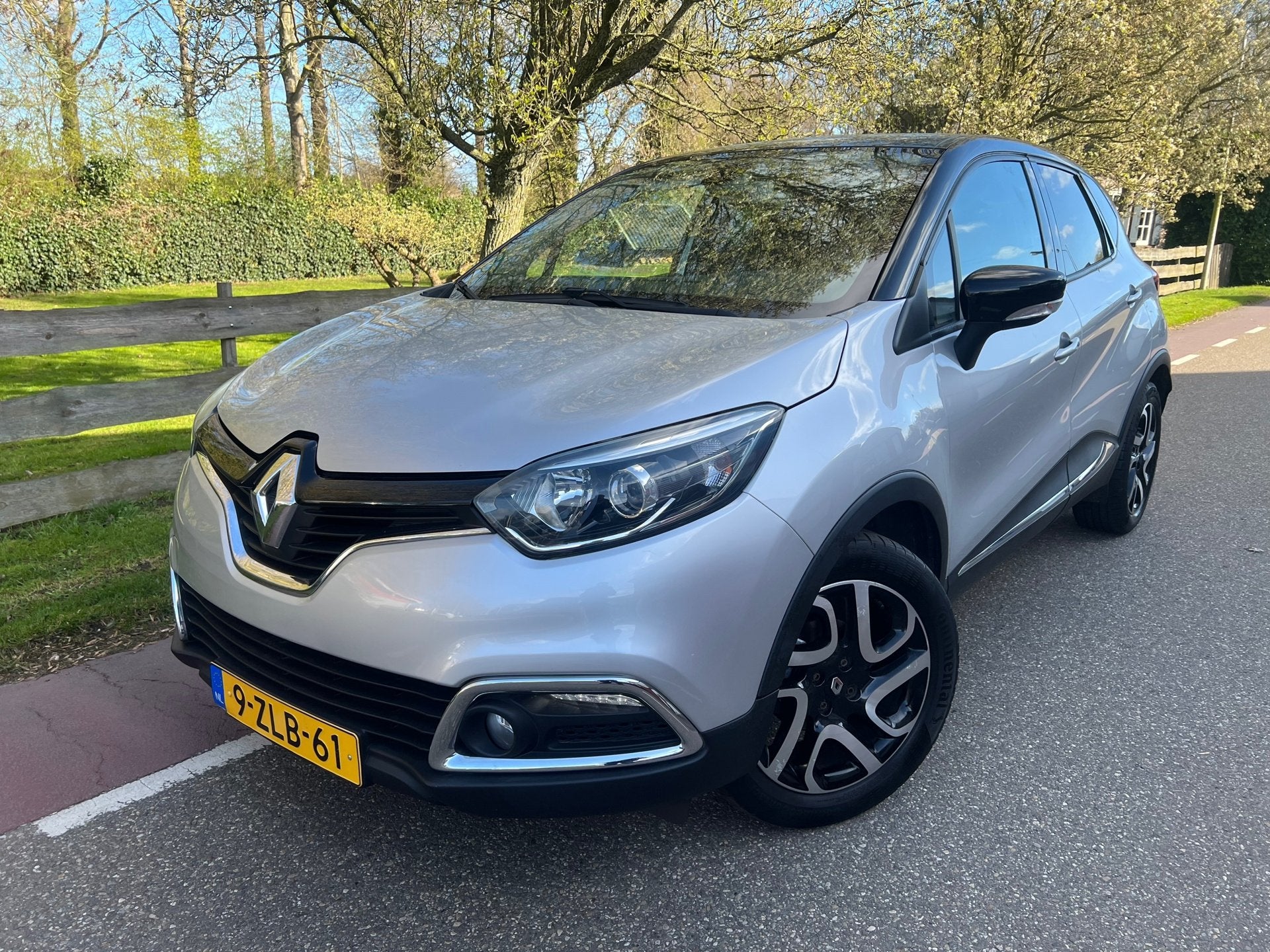 Renault Captur 0.9 TCe Dynamique Clima, Camera Trekhaak, Auto's, Voorwielaandrijving, Stof, Gebruikt, Zwart