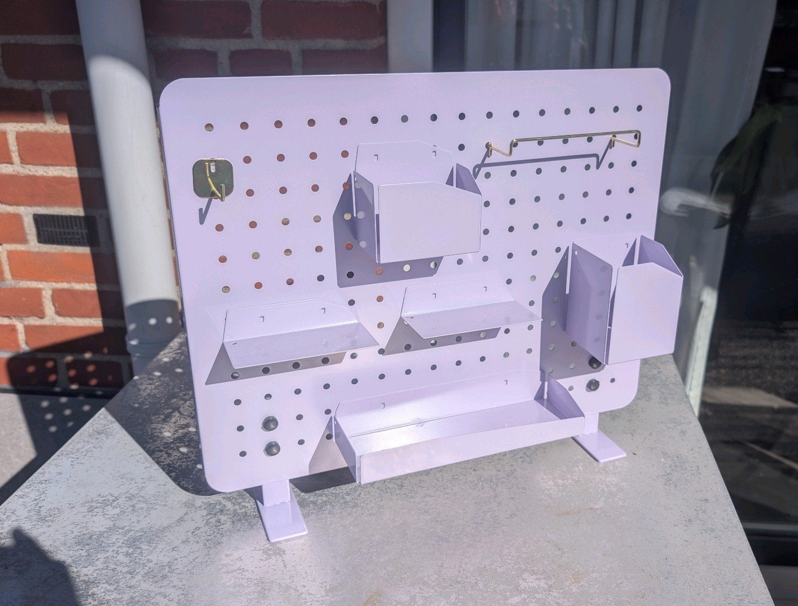Lila pegboard met accessoires - Zo goed als nieuw, Ophalen, Zo goed als nieuw, Paars