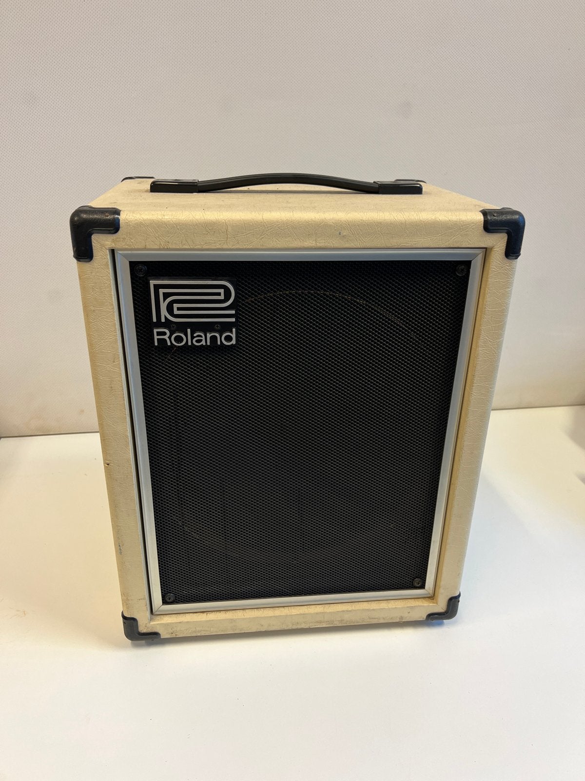 Roland Cube-60 Bass, Muziek en Instrumenten, Versterkers | Bas en Gitaar, Ophalen, Zo goed als nieuw, Minder dan 50 watt