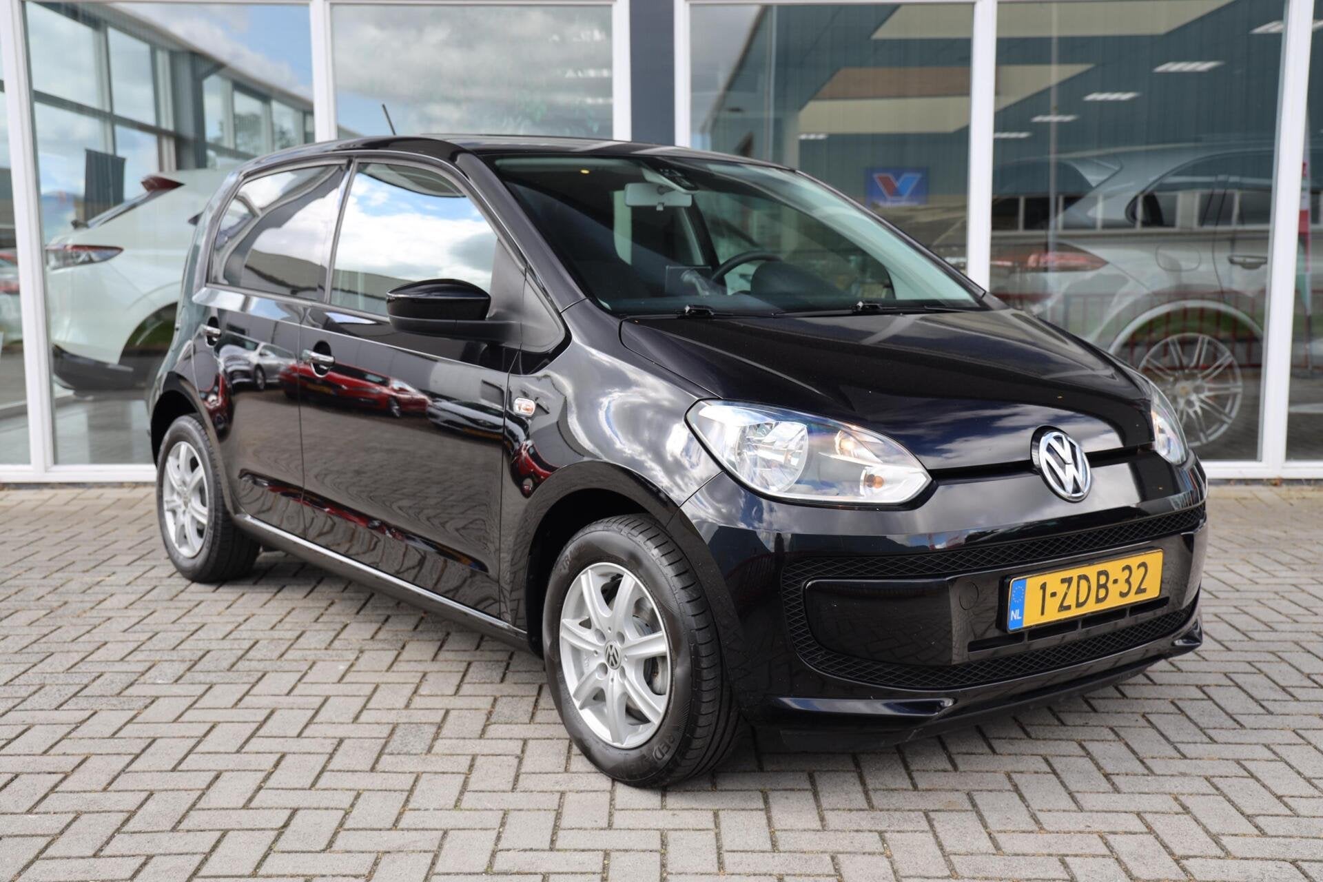 Volkswagen Up! 1.0 move up! BlueMotion|Schuif/kanteldak|Fiet, Auto's, Volkswagen, Voorwielaandrijving, Euro 5, Gebruikt, Up!