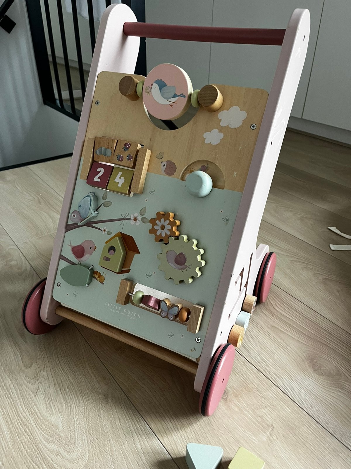 Little Dutch loopwagen Flowers & Butterflies roze, Kinderen en Baby's, Ophalen, Gebruikt, Duw- of Trekspeelgoed