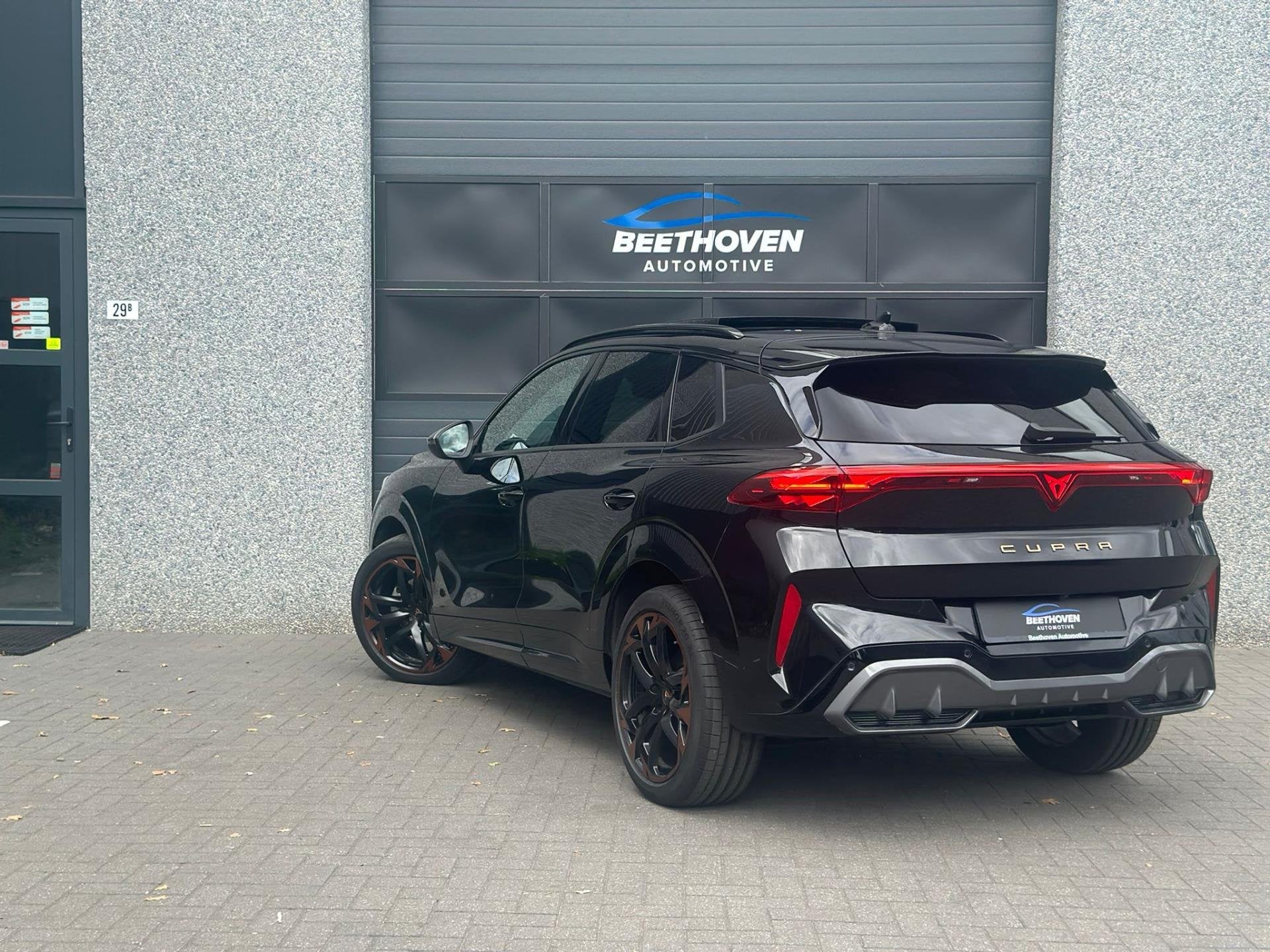 Cupra TERRAMAR 1.5 TSI e-Hybrid Keyless Pano, Auto's, Dealer onderhouden, 4 cilinders, 150 pk, Zwart