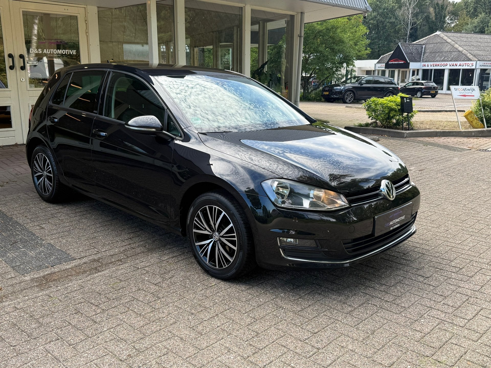 Foto 3 van Volkswagen Golf 1.2 TSI Allstar CRUISE/STOELV/PDC/CLIMA,NAVI