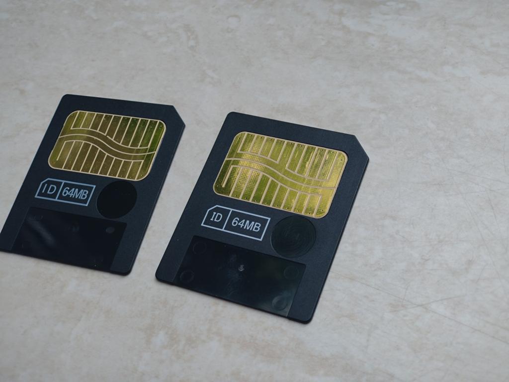 64MB Smart Media Card per stuk, Ophalen of Verzenden, Zo goed als nieuw, Overige typen, Fotocamera