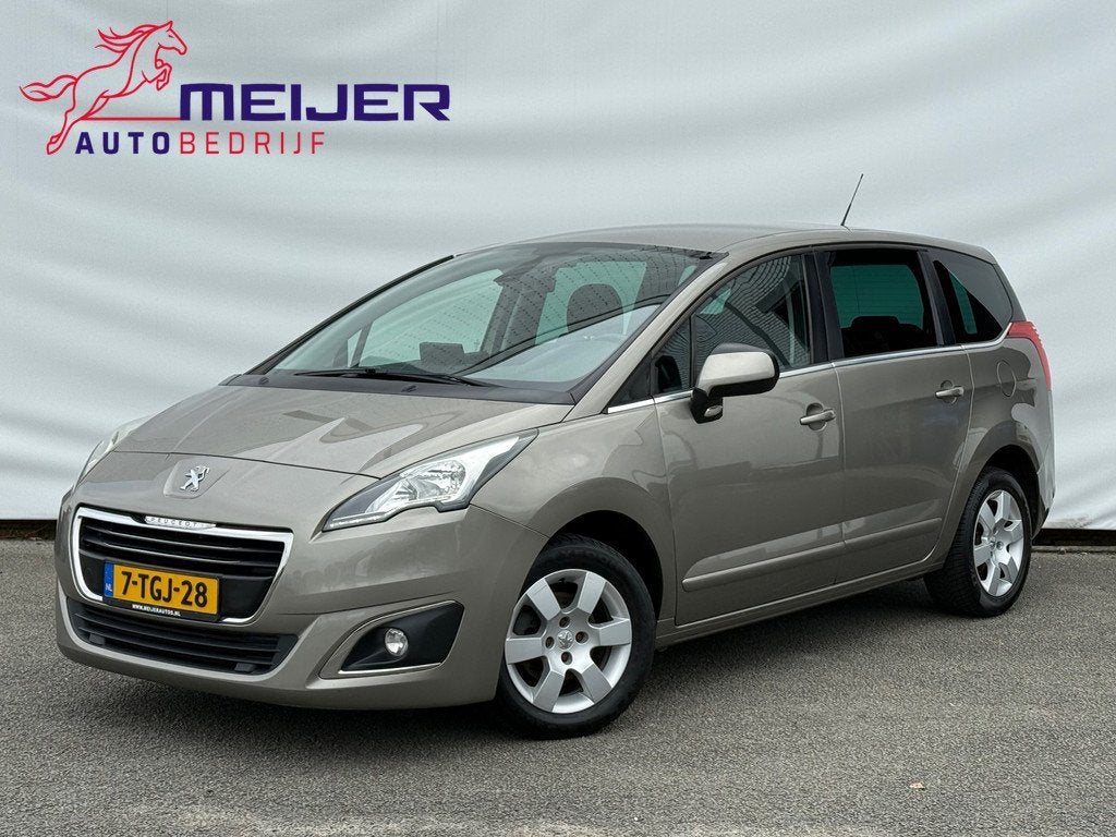 Peugeot 5008 1.6 e-HDi Blue Lease 5p. Sportvelgen | Navigati, Auto's, Peugeot, Euro 5, Stof, Gebruikt, 4 cilinders
