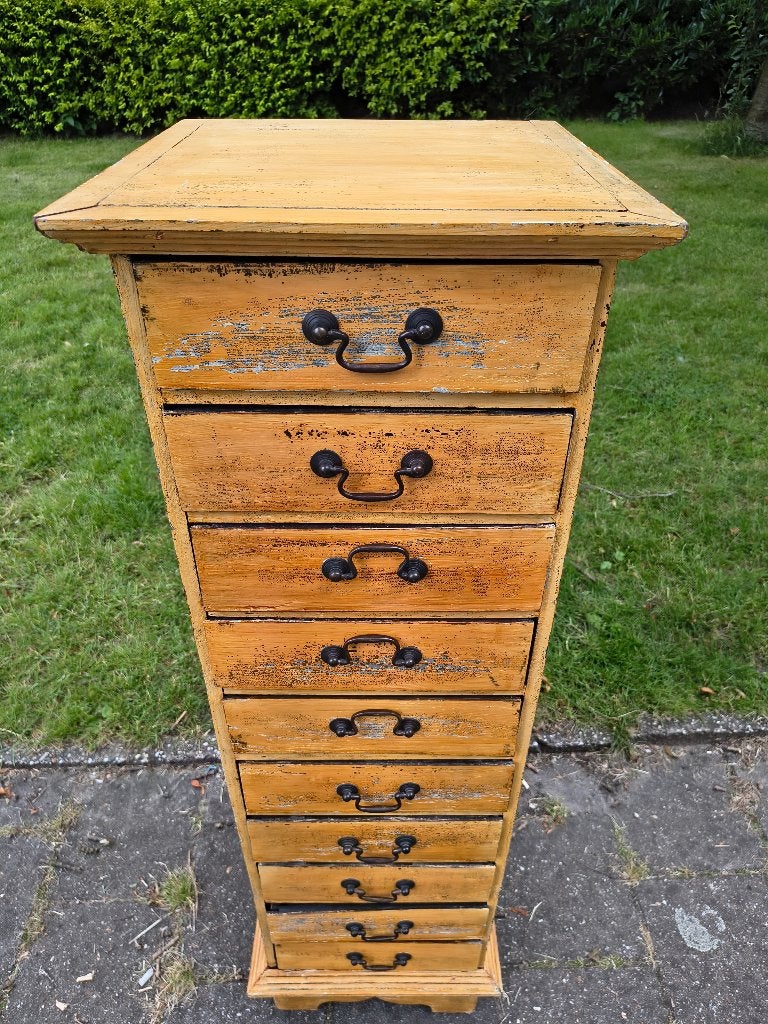 Vintage okergele ladekast / apotheker, Huis en Inrichting, Minder dan 50 cm, 5 laden of meer, 100 tot 150 cm, Ophalen of Verzenden