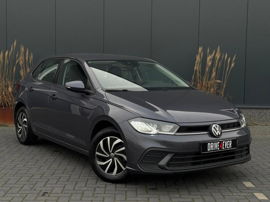 Volkswagen Polo 1.0 TSI Life GARANTIE NAVI APPLE CARPLAY ECC, Auto's, Volkswagen, Gebruikt, 95 pk, Bedrijf, Handgeschakeld