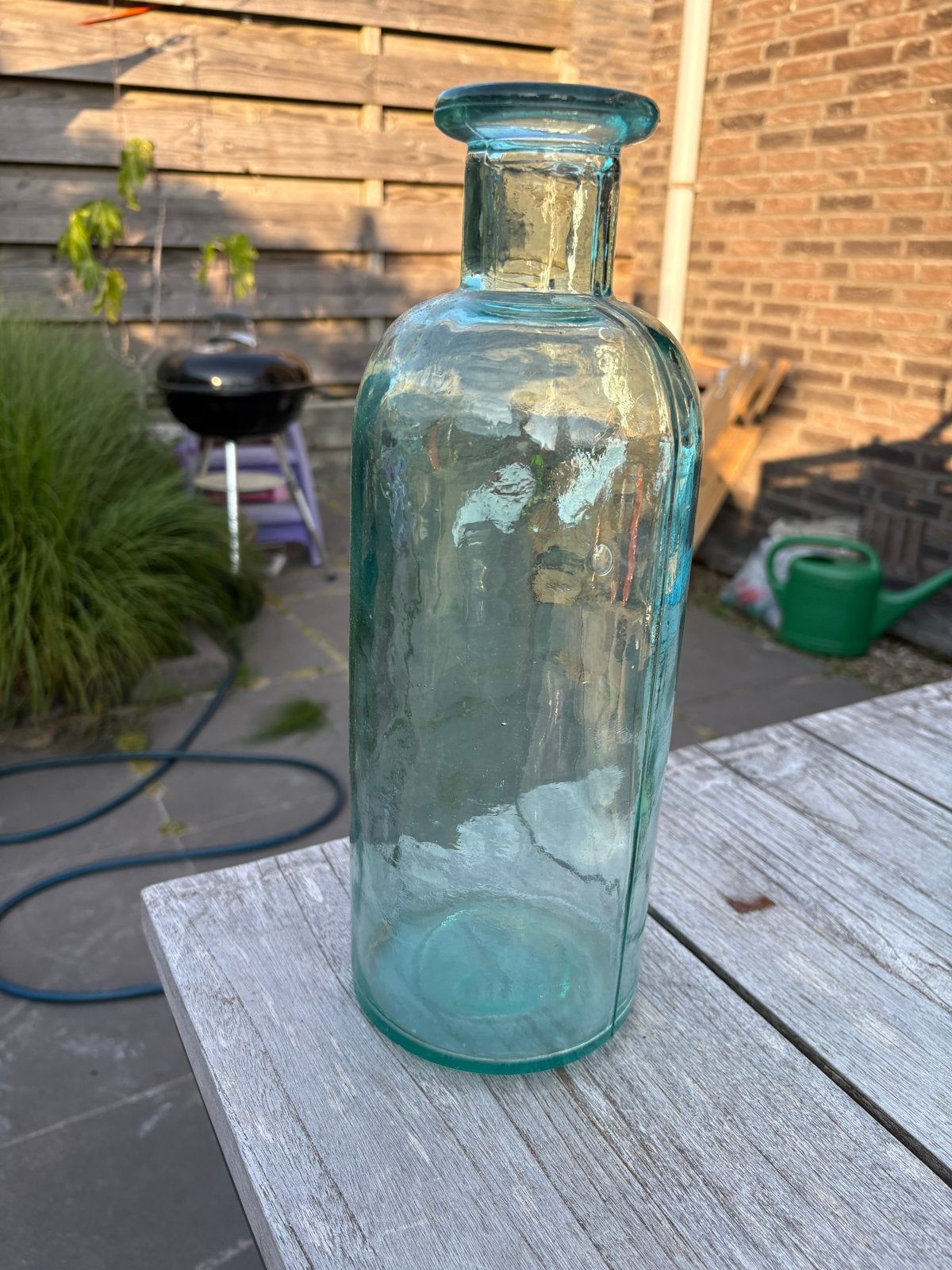 Grote glazen fles, turquoise, Antiek en Kunst, Antiek | Vazen, Ophalen
