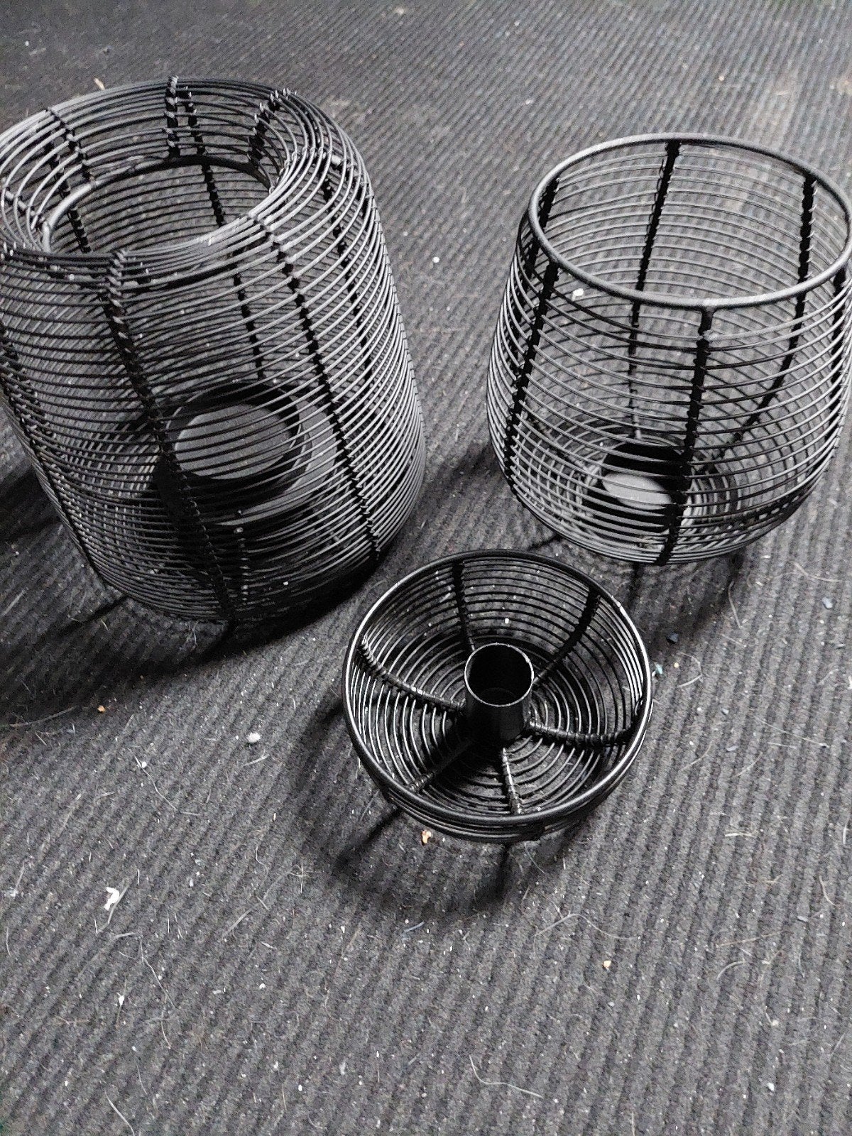 Set van 2 zwarte metalen windlichten/kandelaars, Windlicht, Zwart, Ophalen of Verzenden, Zo goed als nieuw