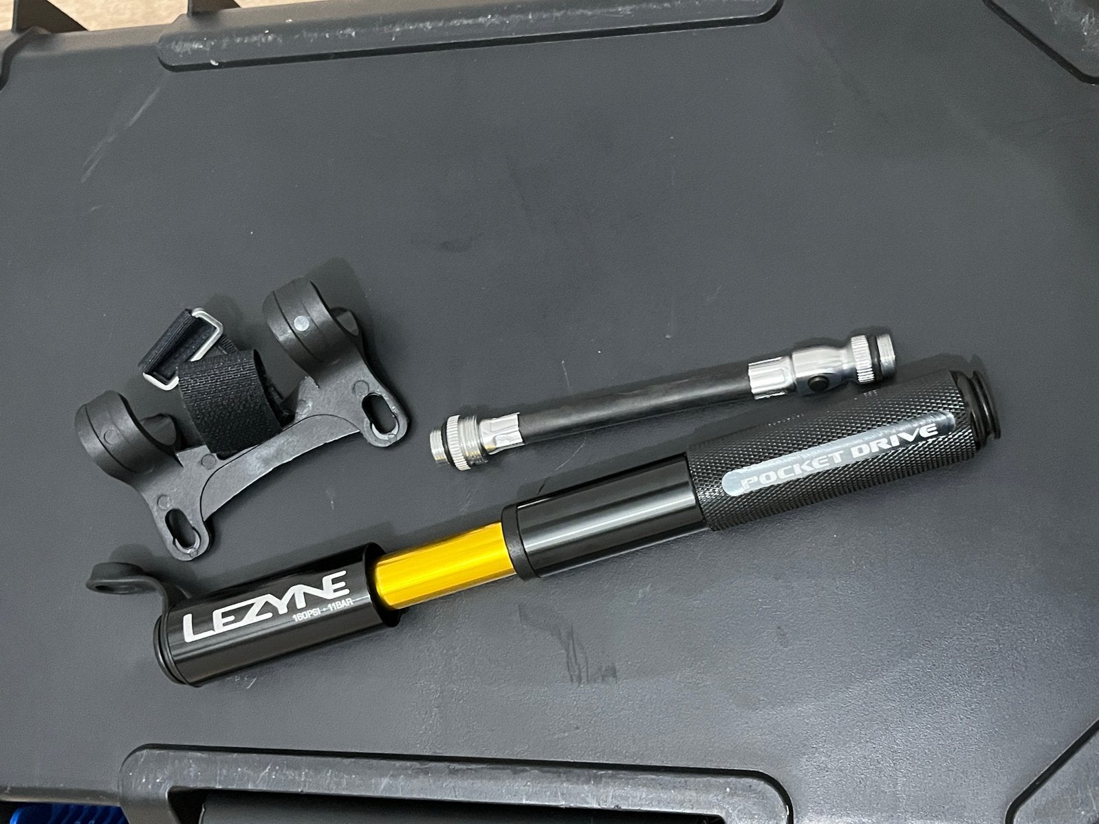 Lezyne pocket drive mini fietspomp NIEUW, Ophalen, Zo goed als nieuw