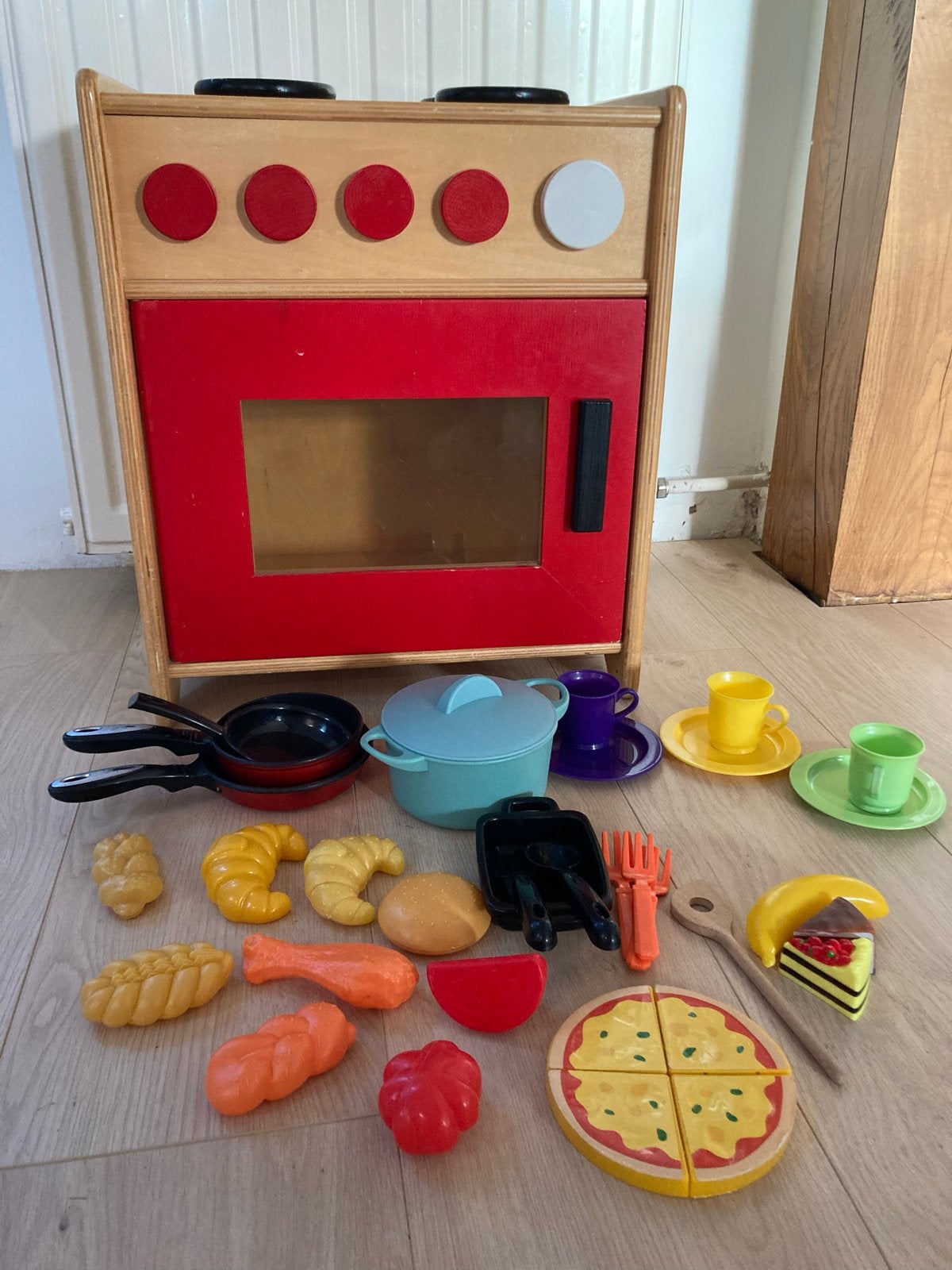 Houten speelkeuken met accessoires, Kinderen en Baby's, Ophalen, Gebruikt, Meubelstuk of Keukentje