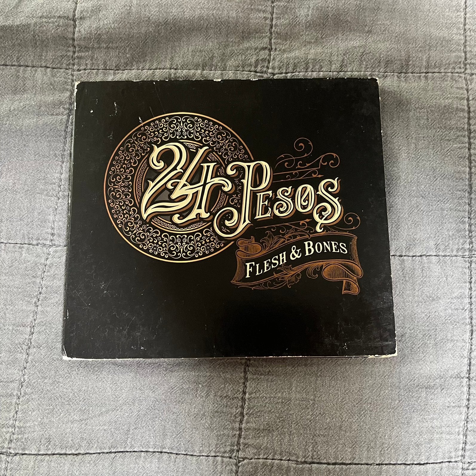 24 Pesos - Flesh & Bones (CD) | Zeldzame Blues/Rock uit 2019, Ophalen of Verzenden, Bluesrock