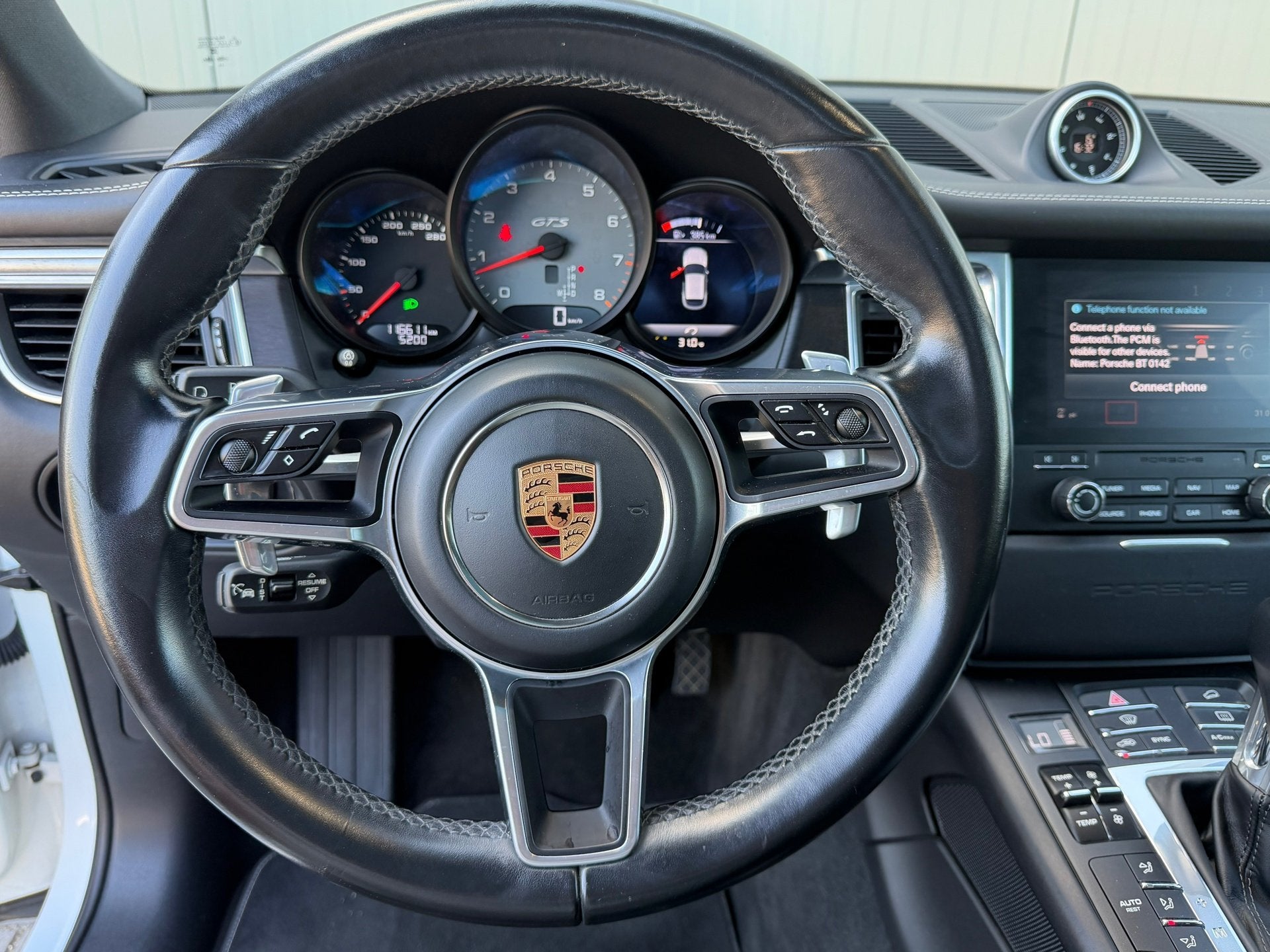 Foto 16 van Porsche Macan 3.0 GTS Pano Lucht Bose 21 inch