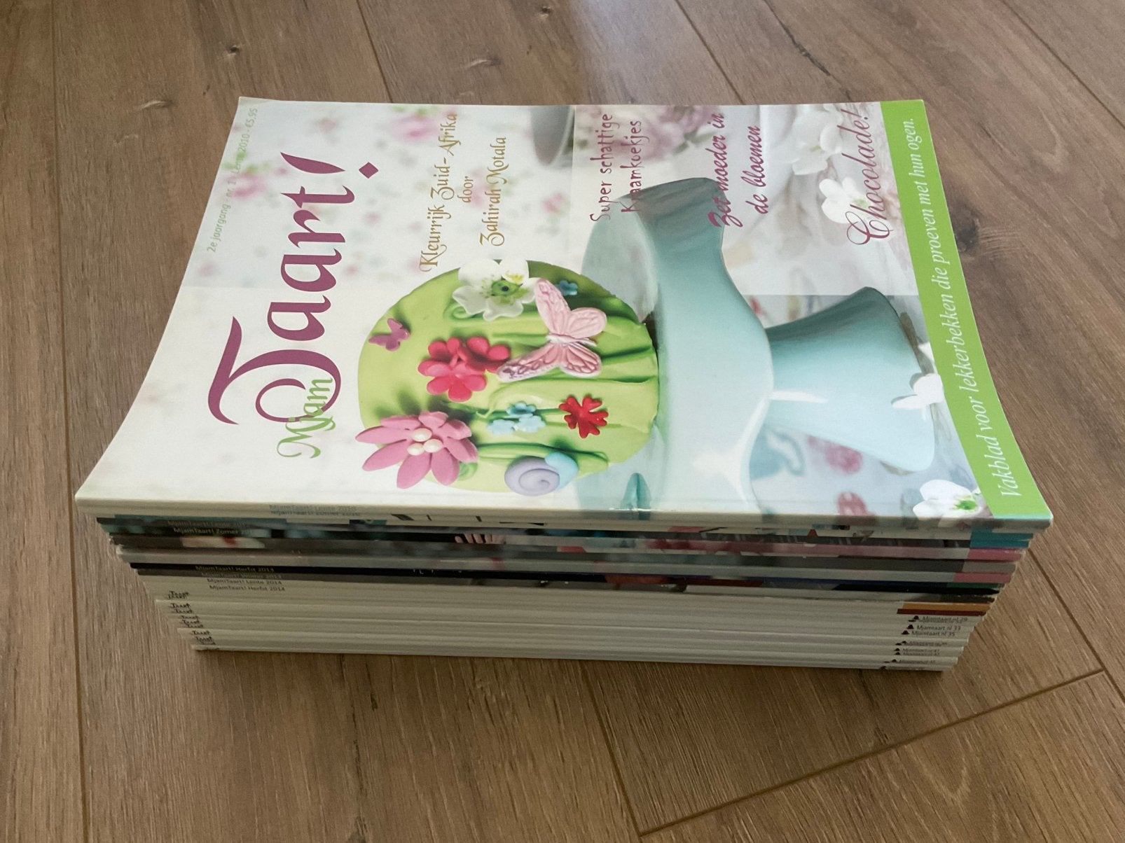 25 tijdschriften van Mjam Taart!, Ophalen of Verzenden, Nieuw, Taarten of Cupcakes, Boek of Tijdschrift