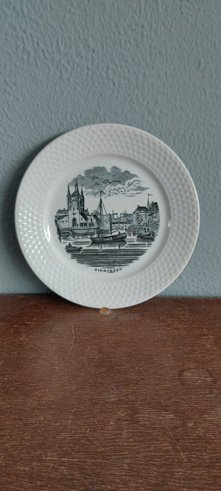 Bordje van regout met afbeelding zierikzee, Ophalen of Verzenden