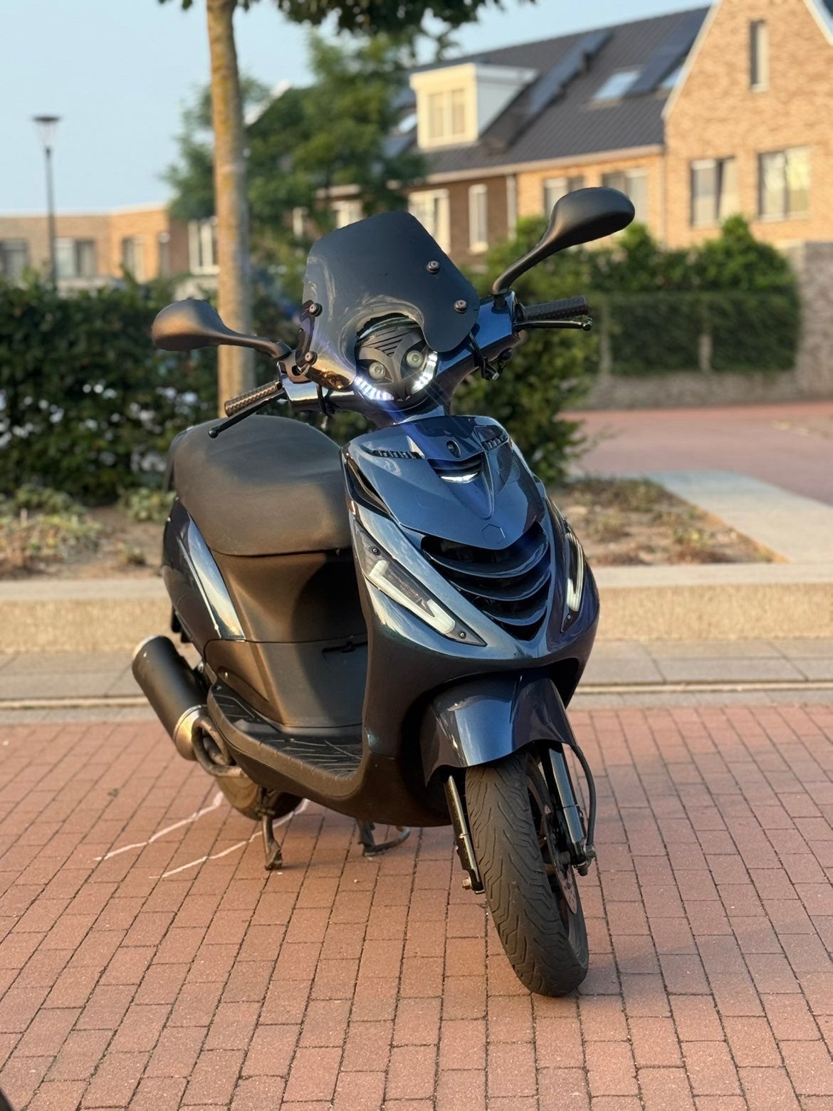 Piaggio zip, Fietsen en Brommers, Ophalen of Verzenden, Zo goed als nieuw, Benzine, Zip