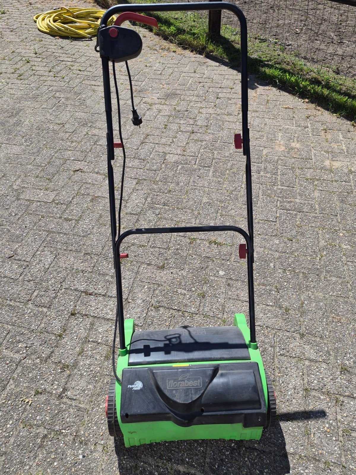 FloraBest elektrische verticuteermachine - Gebruikt, Ophalen of Verzenden, Gebruikt, 30 t/m 39 cm, FloraBest