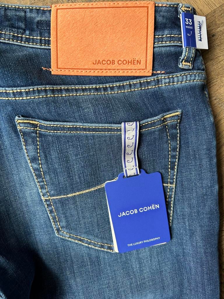 Gloednieuw met labels: Jacob Cohen Nick Slim jeans maat 33, Kleding | Heren, Spijkerbroeken en Jeans, Ophalen of Verzenden, Nieuw