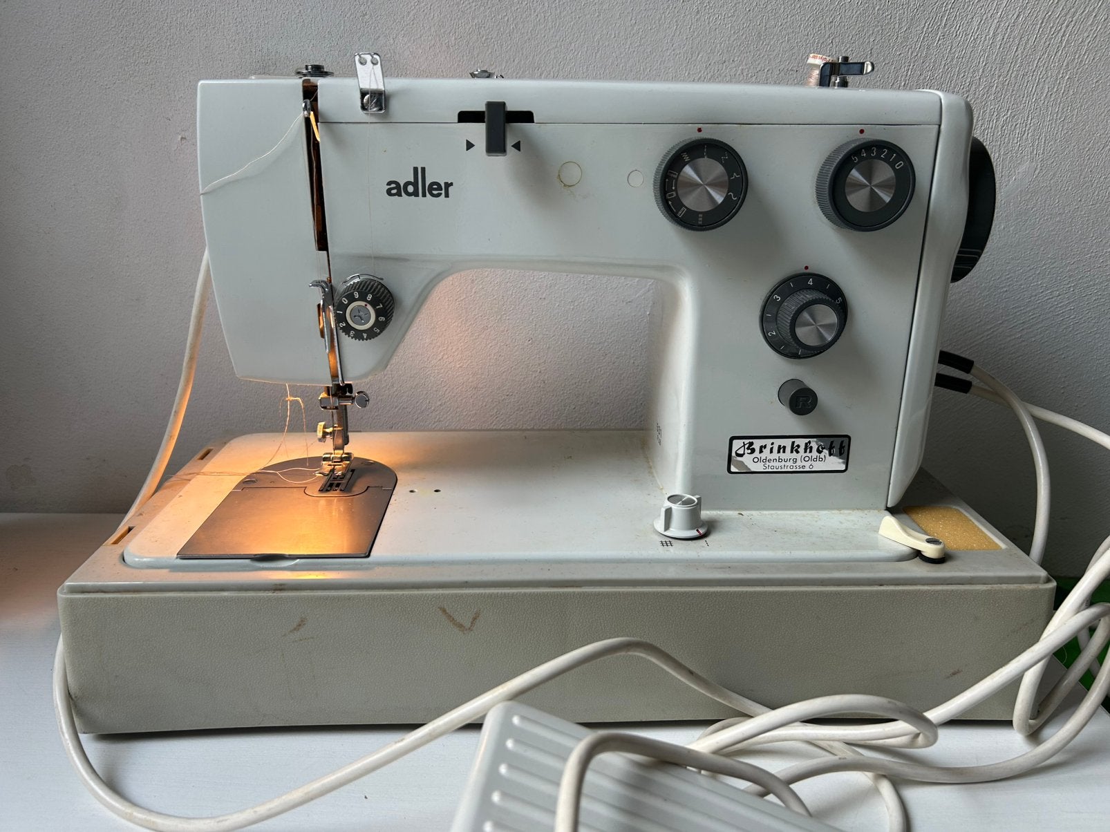 Vintage Adler 531 FLB naaimachine met koffer, Ophalen, Gebruikt, Naaimachine, Overige merken