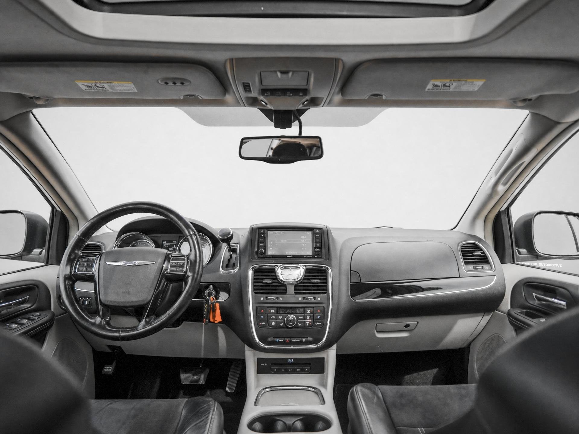 Chrysler Town & Country Town & Country 3.6 V6 | 7 persoons |, Auto's, Chrysler, Euro 5, Gebruikt, 287 pk, Wit
