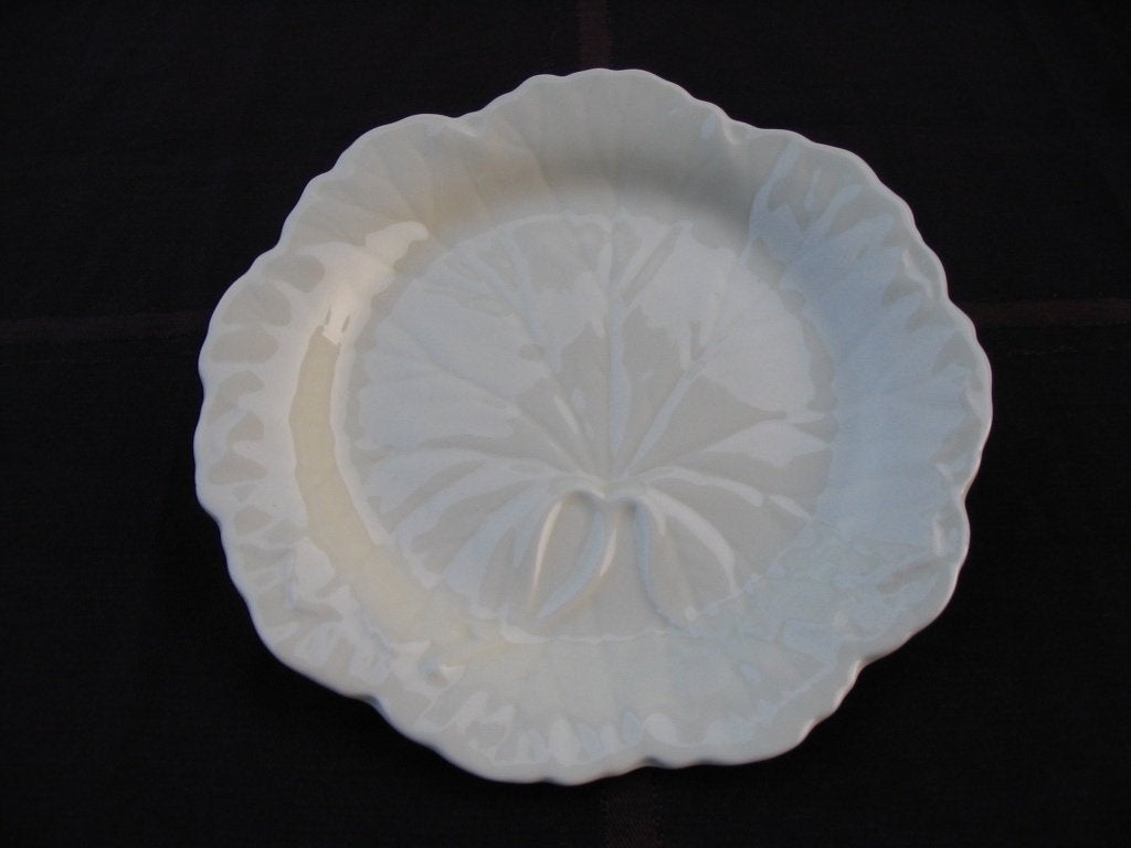 Wedgwood QUEEN`S WARE  Bordje in de vorm van een koolblad, Klassiek, Ophalen of Verzenden, Zo goed als nieuw, Bord(en)