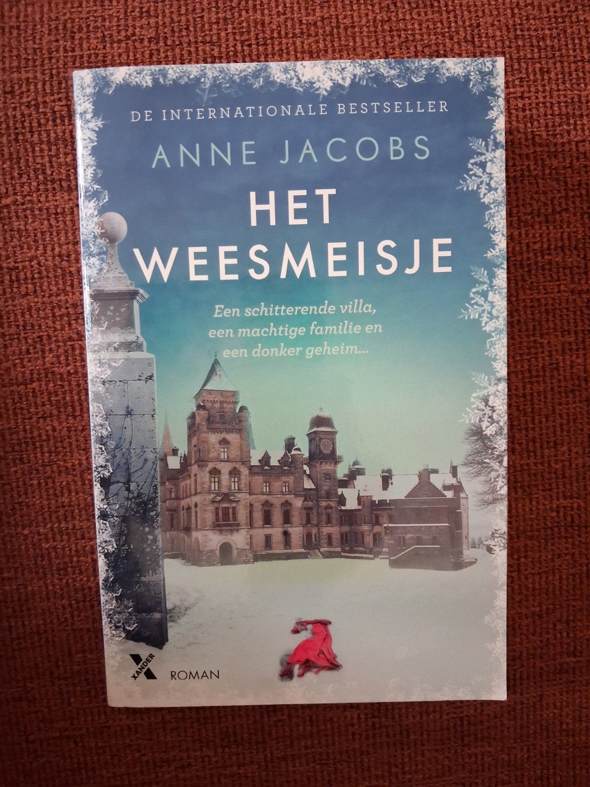 Het weesmeisje - Anne Jacobs (Roman), Ophalen of Verzenden, Zo goed als nieuw