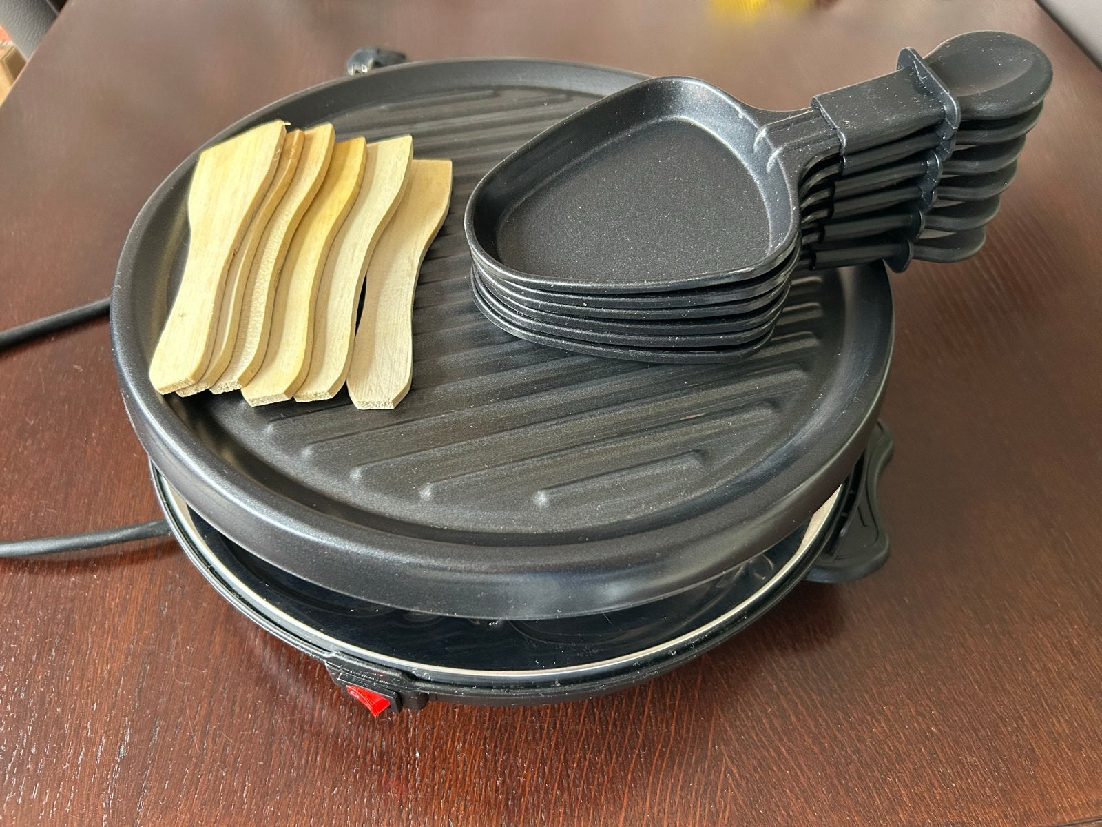 Tristar Raclette Grill met 6 Pannetjes en Spatels, Ophalen of Verzenden, Gebruikt, 4 t/m 7 personen