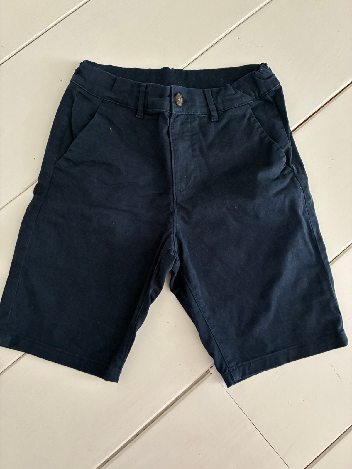 Donkerblauwe korte broek maat 164 WE, Ophalen of Verzenden, Zo goed als nieuw, Jongen, Broek