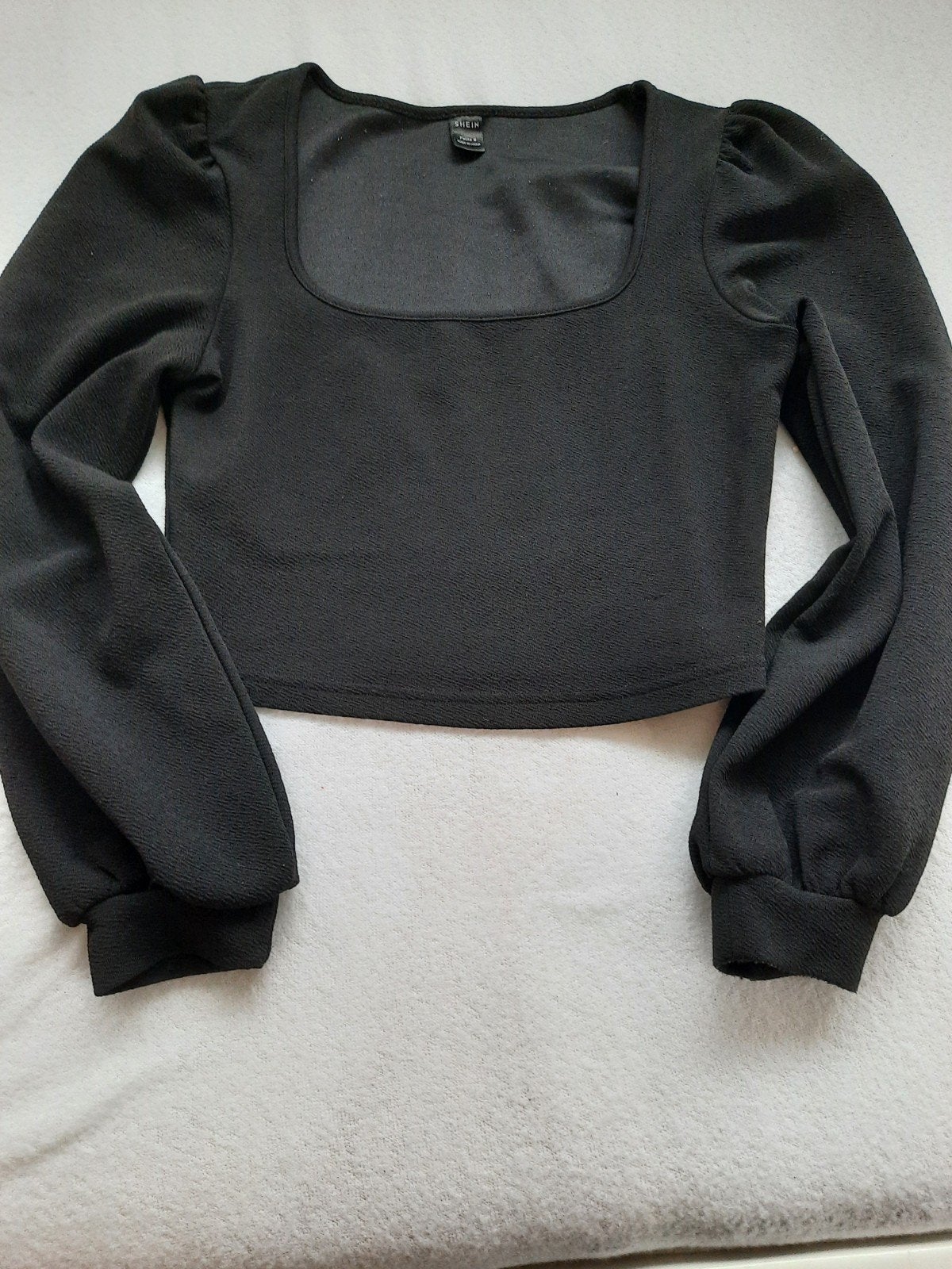 Zwarte crop top met pofmouwen - Shein Petite S, Zwart, Ophalen of Verzenden, Zo goed als nieuw, Lange mouw