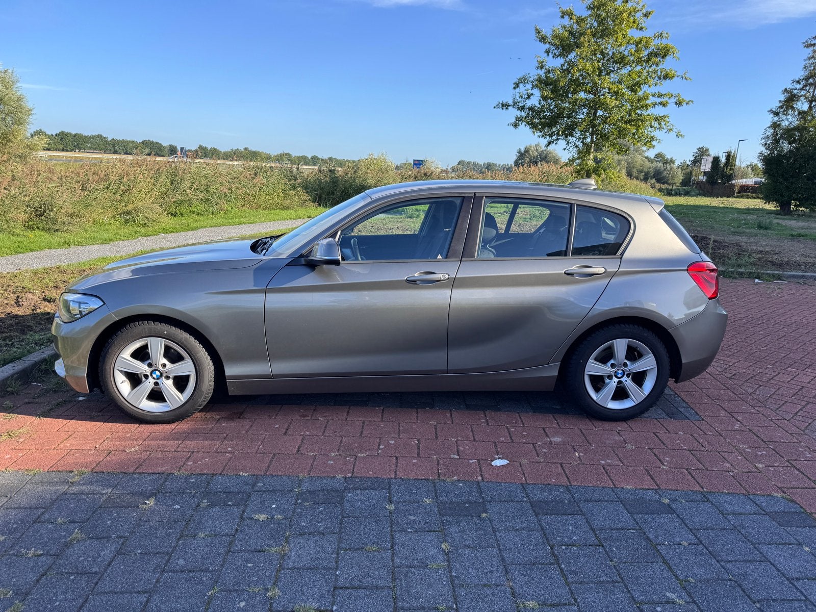 BMW 1-Serie 1.6 116D EDE 5DR 2015 Grijs, 1-Serie, Achterwielaandrijving, 116 pk, Origineel Nederlands