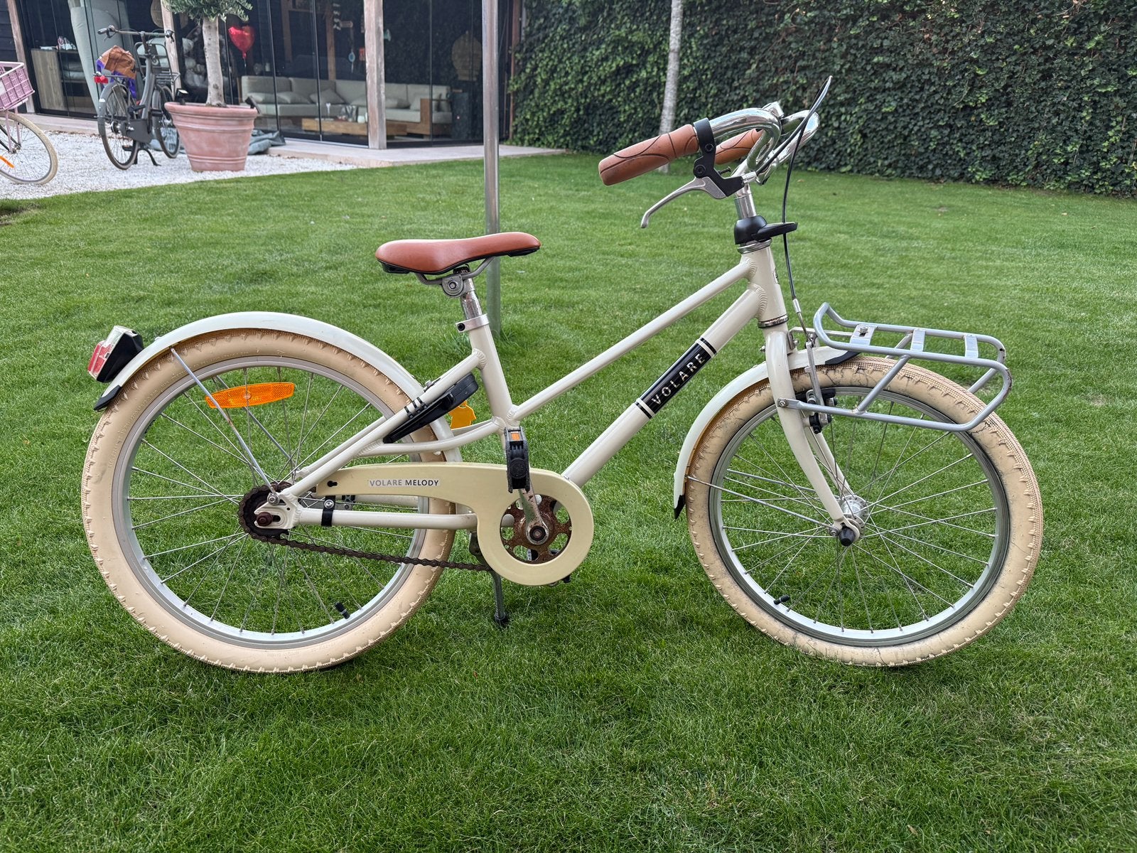 Volare Melody kinderfiets 20 inch - zandkleur, Fietsen en Brommers, Ophalen, Gebruikt, Terugtraprem, 20 inch of meer