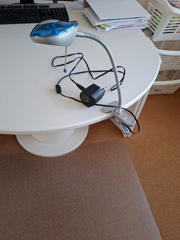 Flexibele bureau leeslamp met klem, Gebruikt, Modern, functioneel, 50 tot 75 cm, Ophalen of Verzenden