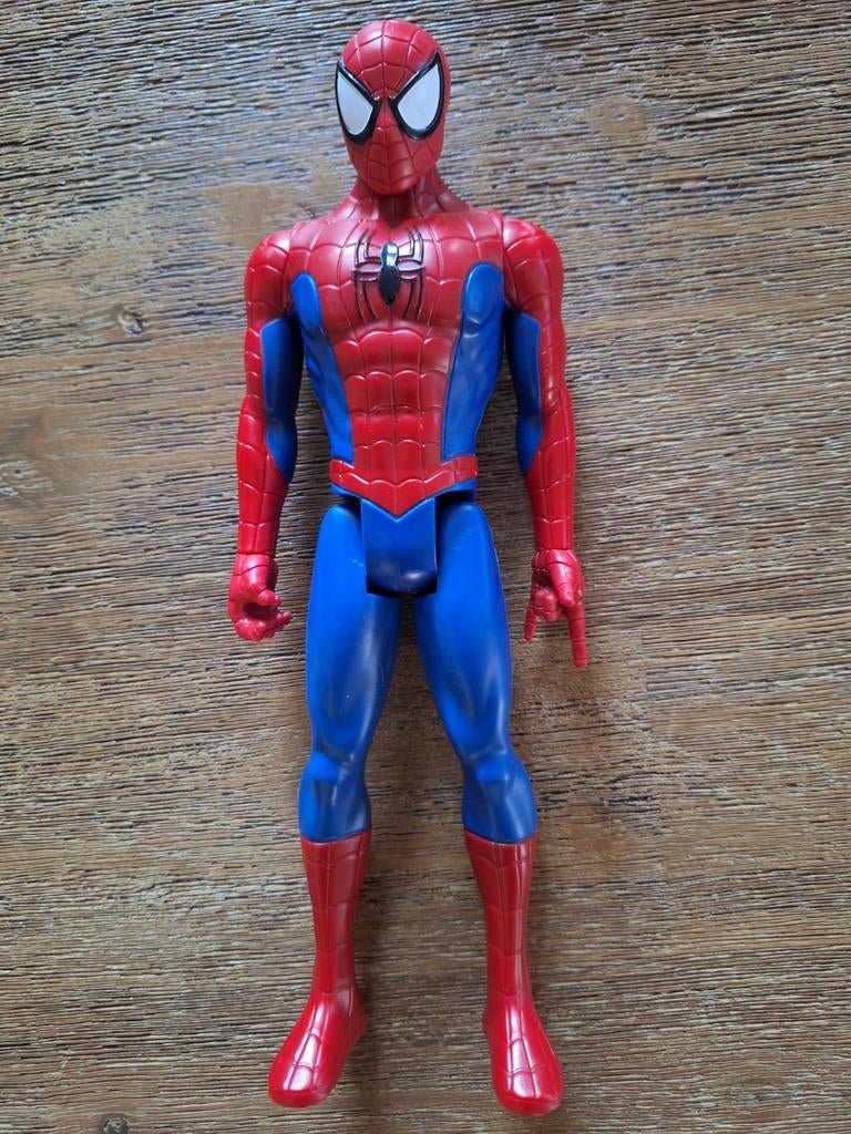 Spiderman Actiefiguur 2022 Marvel Hasbro 29 cm, Kinderen en Baby's, Speelgoed | Actiefiguren, Verzenden, Gebruikt