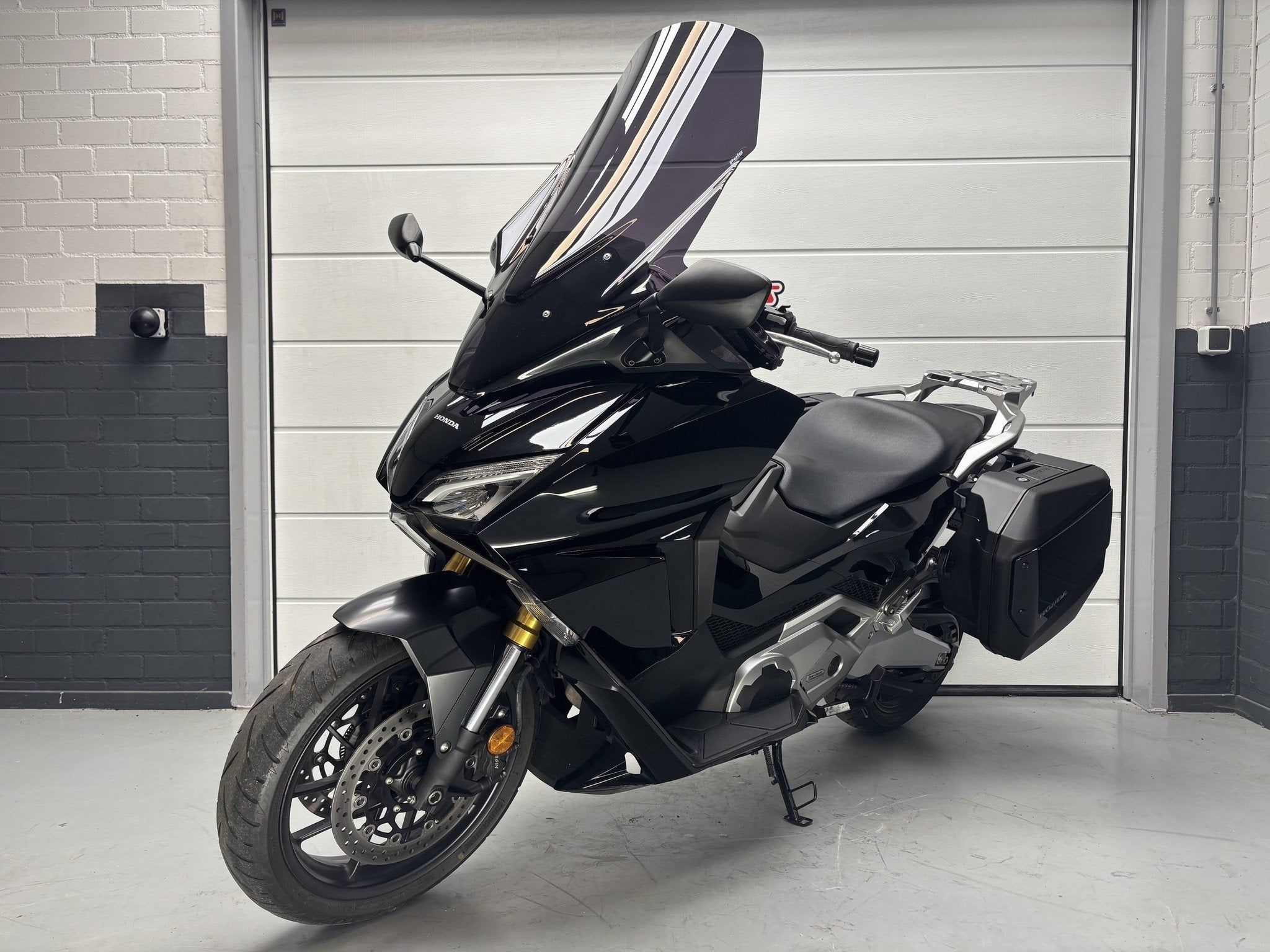 Honda NSS 750 FORZA ABS HONDA NSS 750 FORZA ABS (bj 2021), Scooter, Mc.benelux@honda-eu.com, Doornveld 180 - 184
B-1731  Zellik, BE
