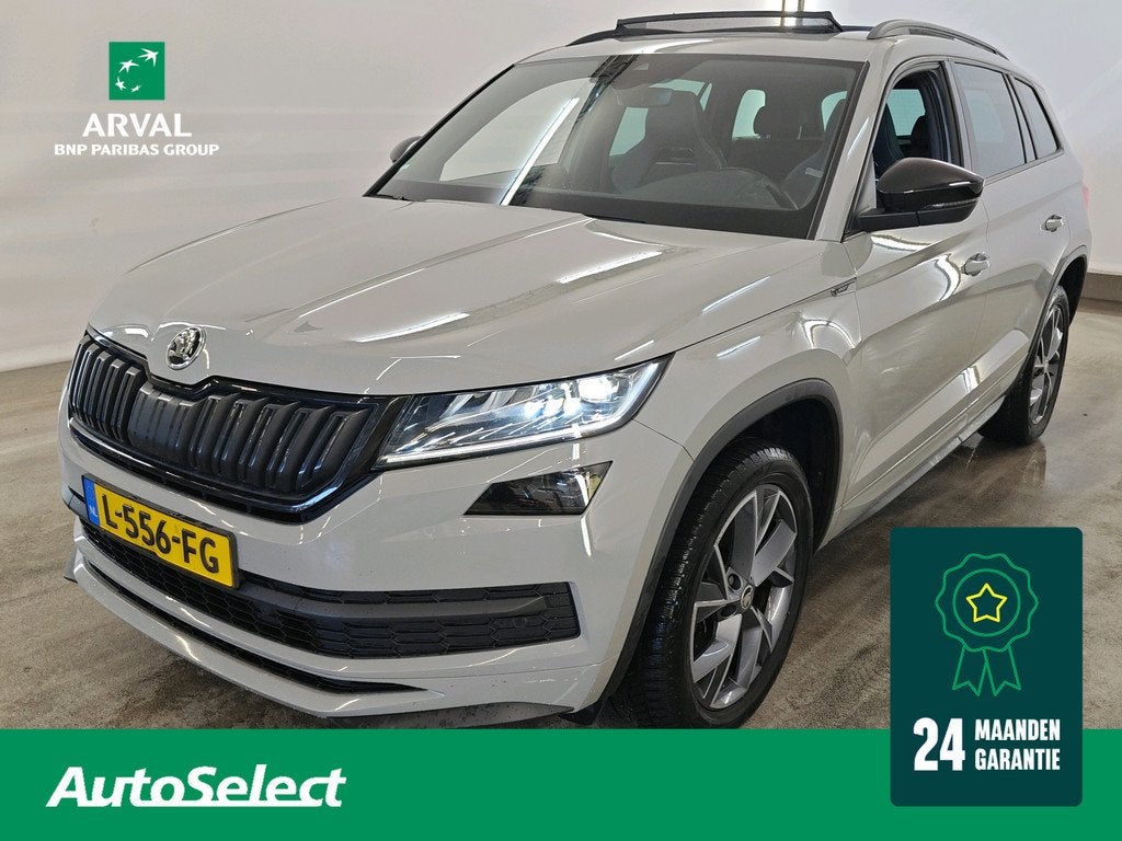 Skoda Kodiaq 1.5 TSI 150pk Sportline Business 5P | Panoramad, Auto's, Skoda, Voorwielaandrijving, Origineel Nederlands, Handgeschakeld