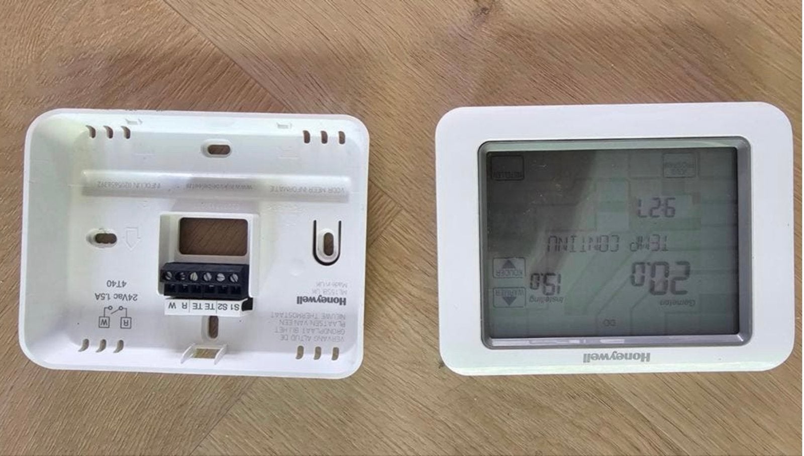 Honeywell Thermostaat TH8200G, Ophalen of Verzenden, Slimme thermostaat, Zo goed als nieuw