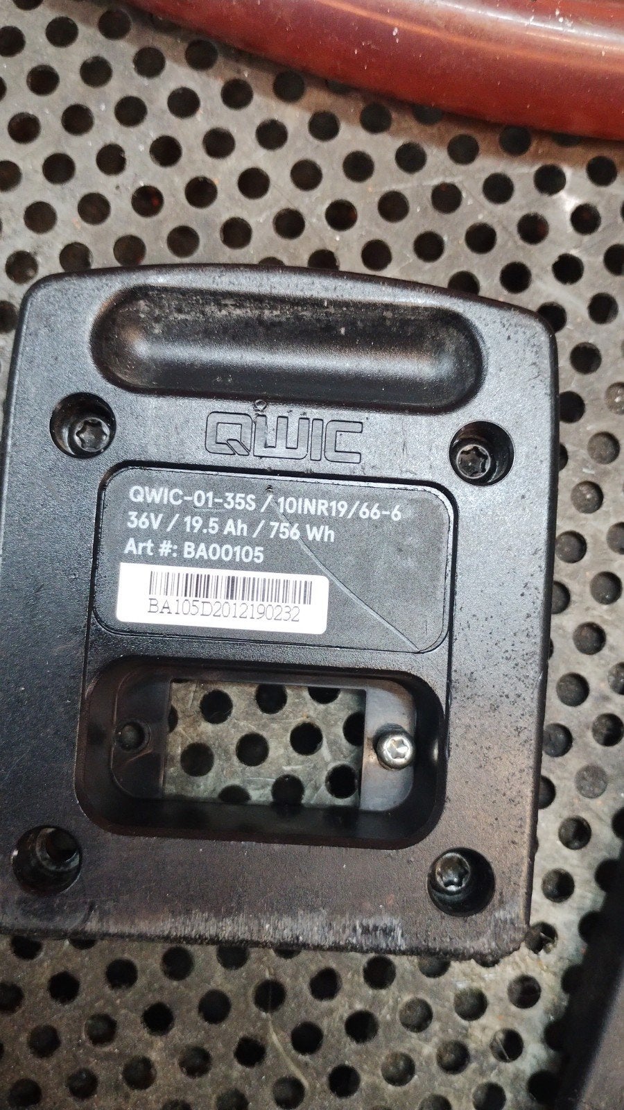 GEZOCHT defecte QWIC ACCU BA001050, Fietsen en Brommers, Elektrische fietsen, Ophalen of Verzenden