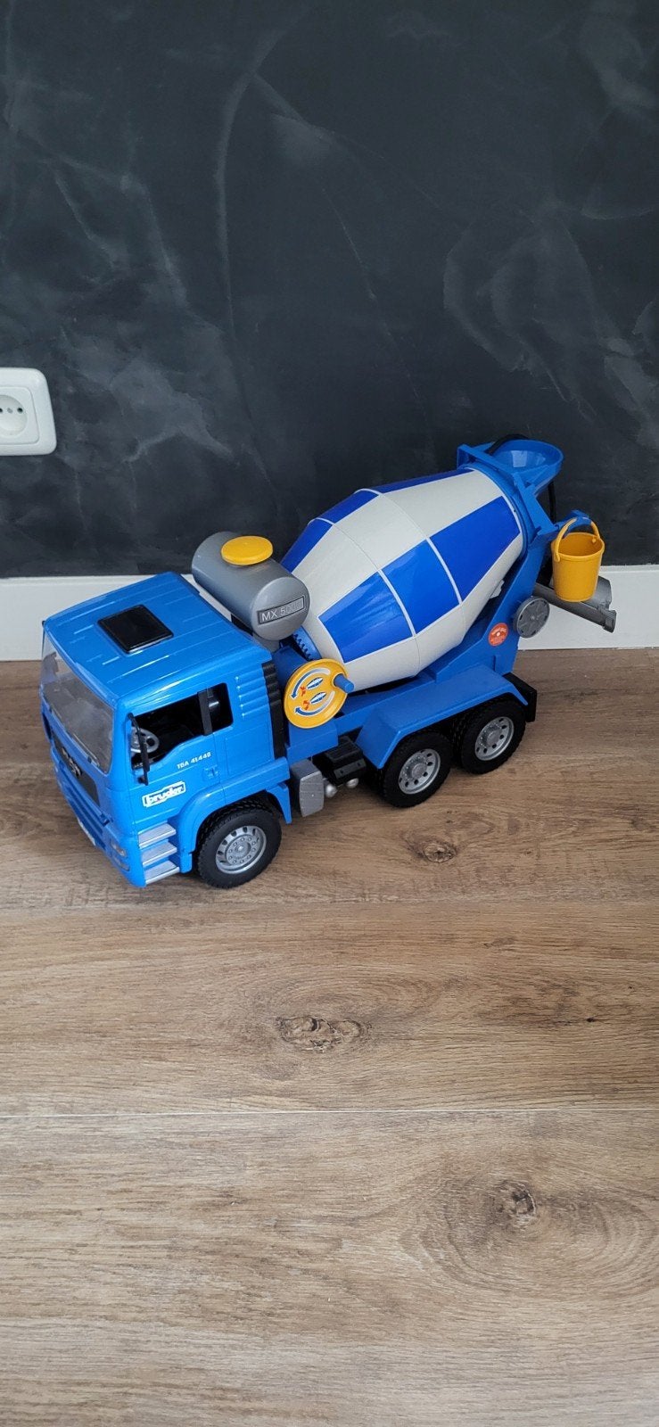 Bruder betonmixer, Ophalen, Zo goed als nieuw