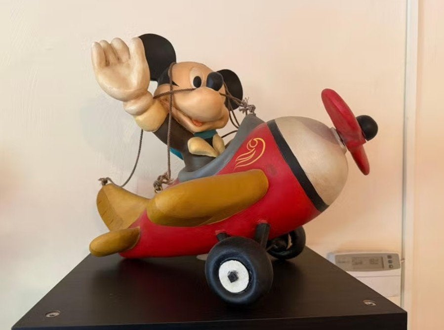 Mickey mouse in vliegtuig, Ophalen, Mickey Mouse, Zo goed als nieuw, Beeldje of Figuurtje