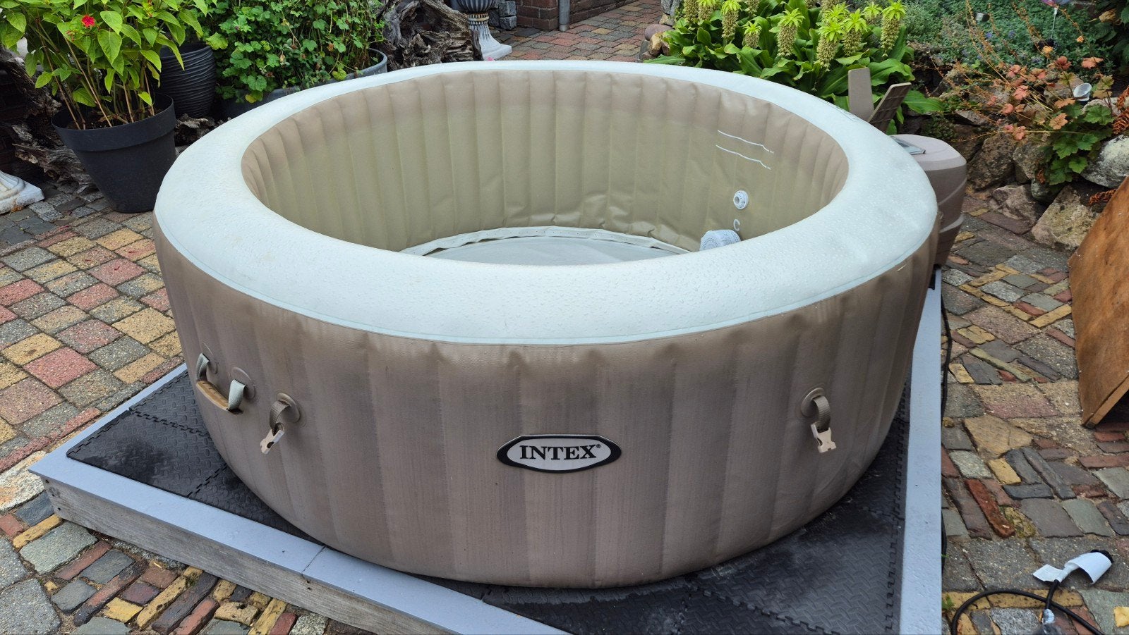 Intex Pure Spa 4-persoons Jacuzzi (zonder pomp), Ophalen, Gebruikt, Minder dan 80 cm, Opblaaszwembad