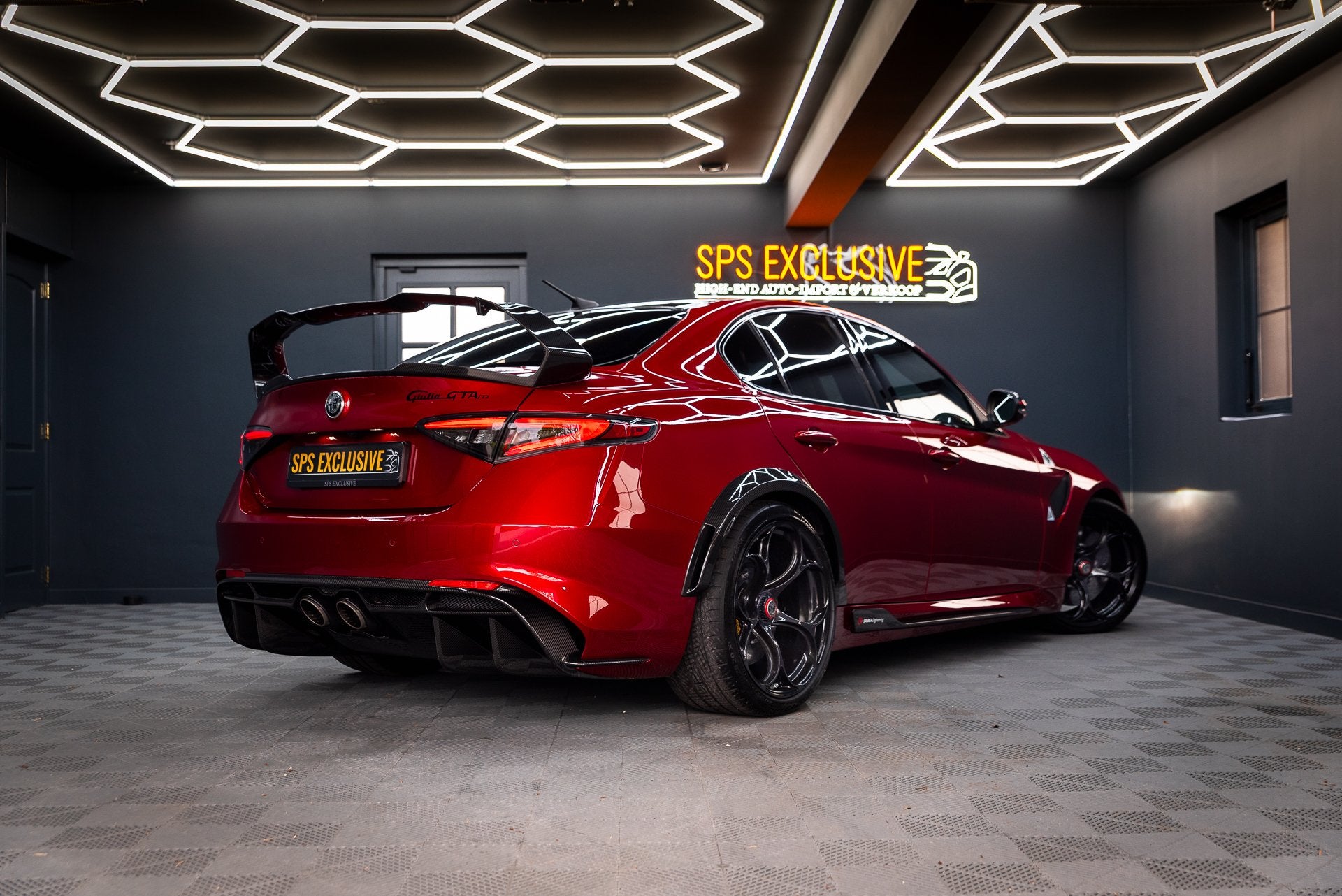 Alfa Romeo Giulia 2.9 V6 Quadrifoglio GTAm / PPF / 1e eig /, Auto's, Automaat, Achterwielaandrijving, Gebruikt, 10 km/l