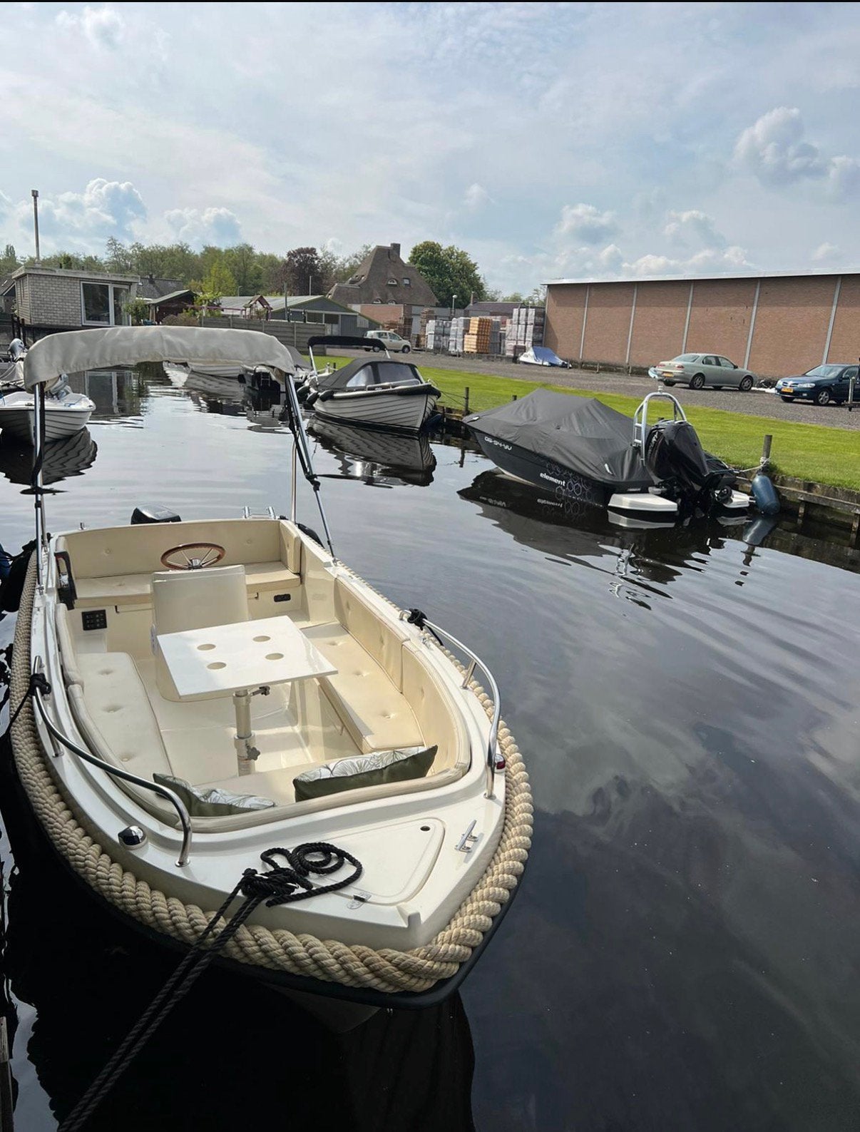 Verano sloep 510 met 9.8 Tohatsu 4 takt motor, Watersport en Boten, Bootonderdelen, Ophalen, Zo goed als nieuw, Motorboot